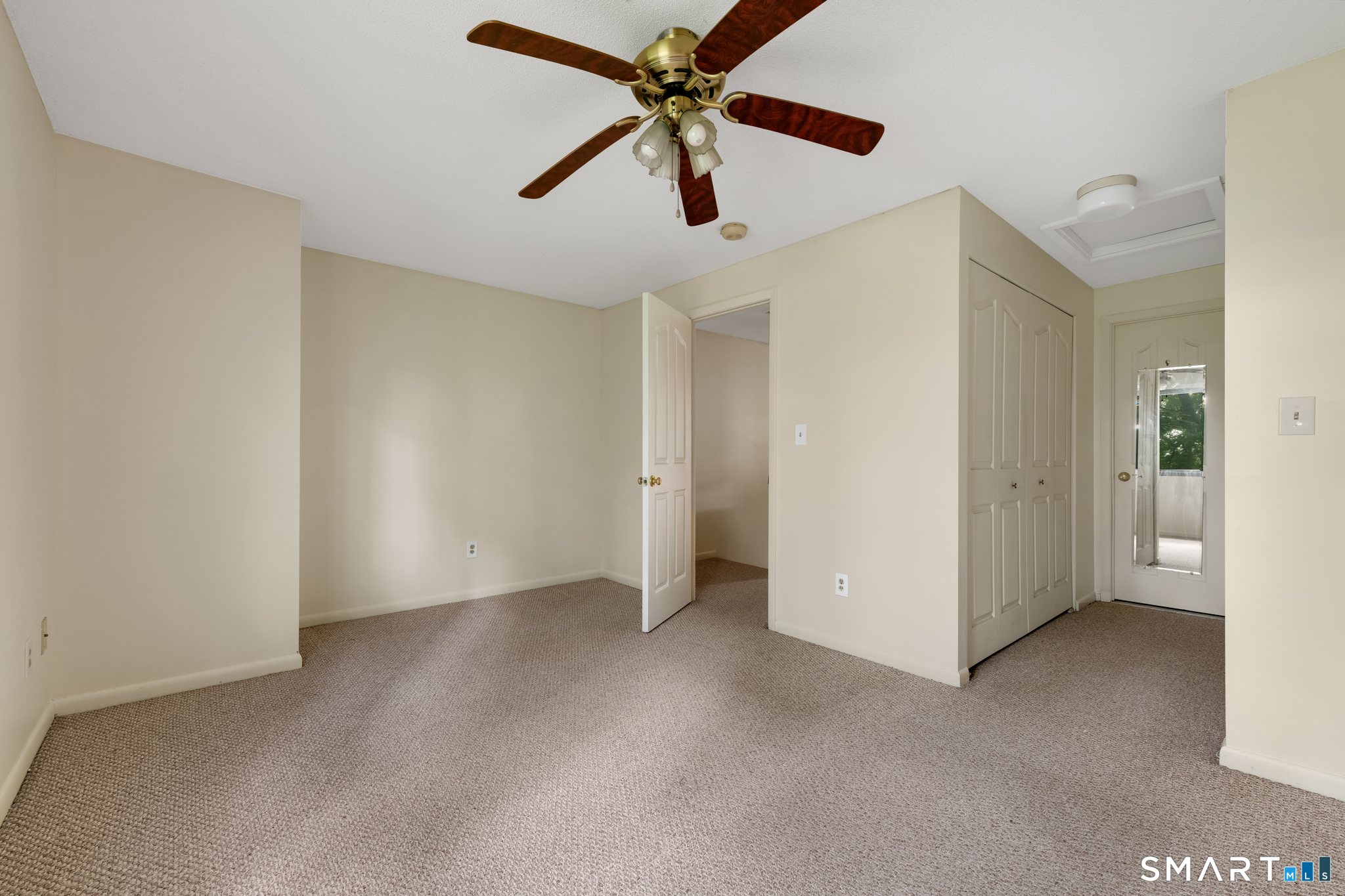 40 Foxon Hill Road, #H27, New Haven, CT 06513