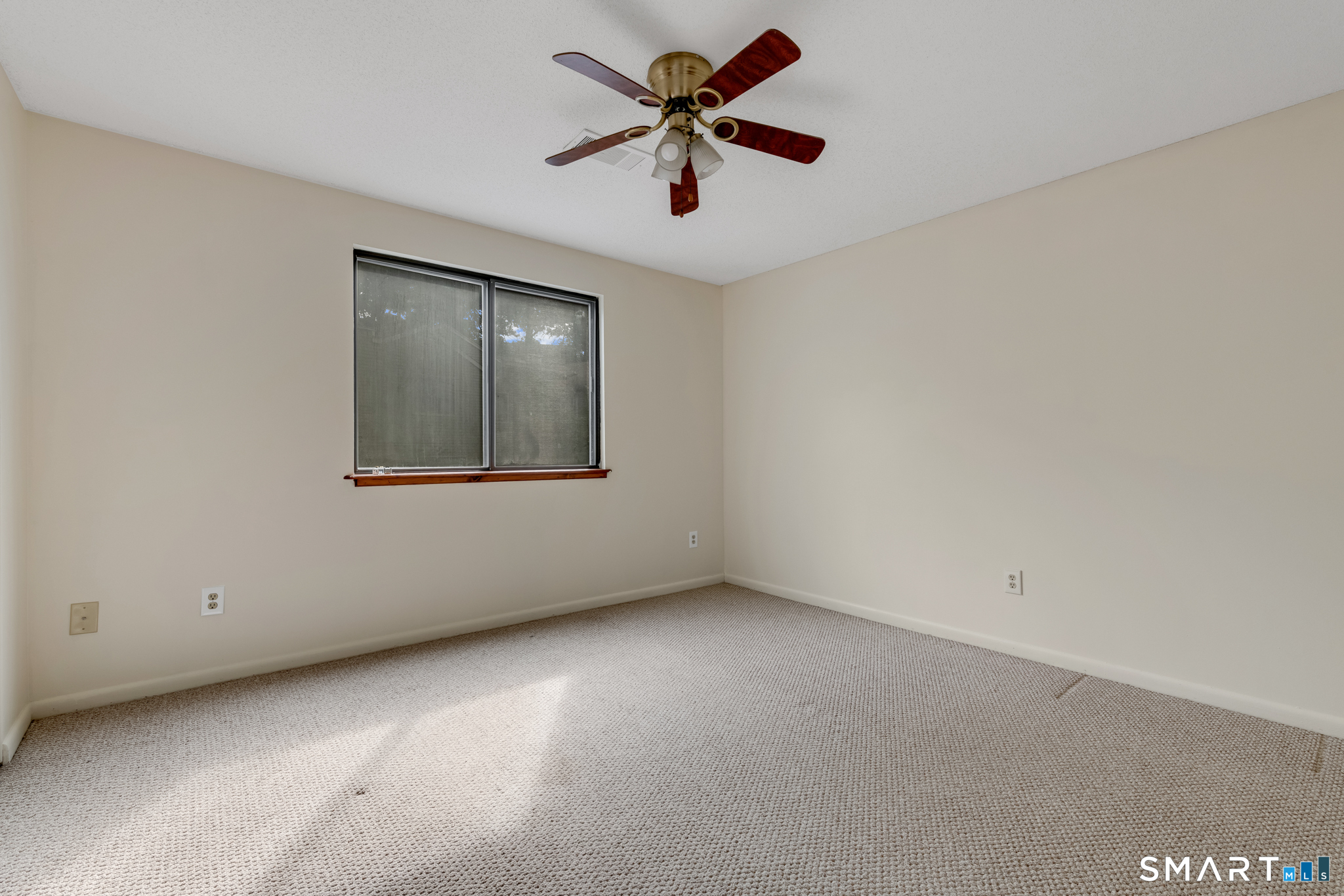 40 Foxon Hill Road, #H27, New Haven, CT 06513