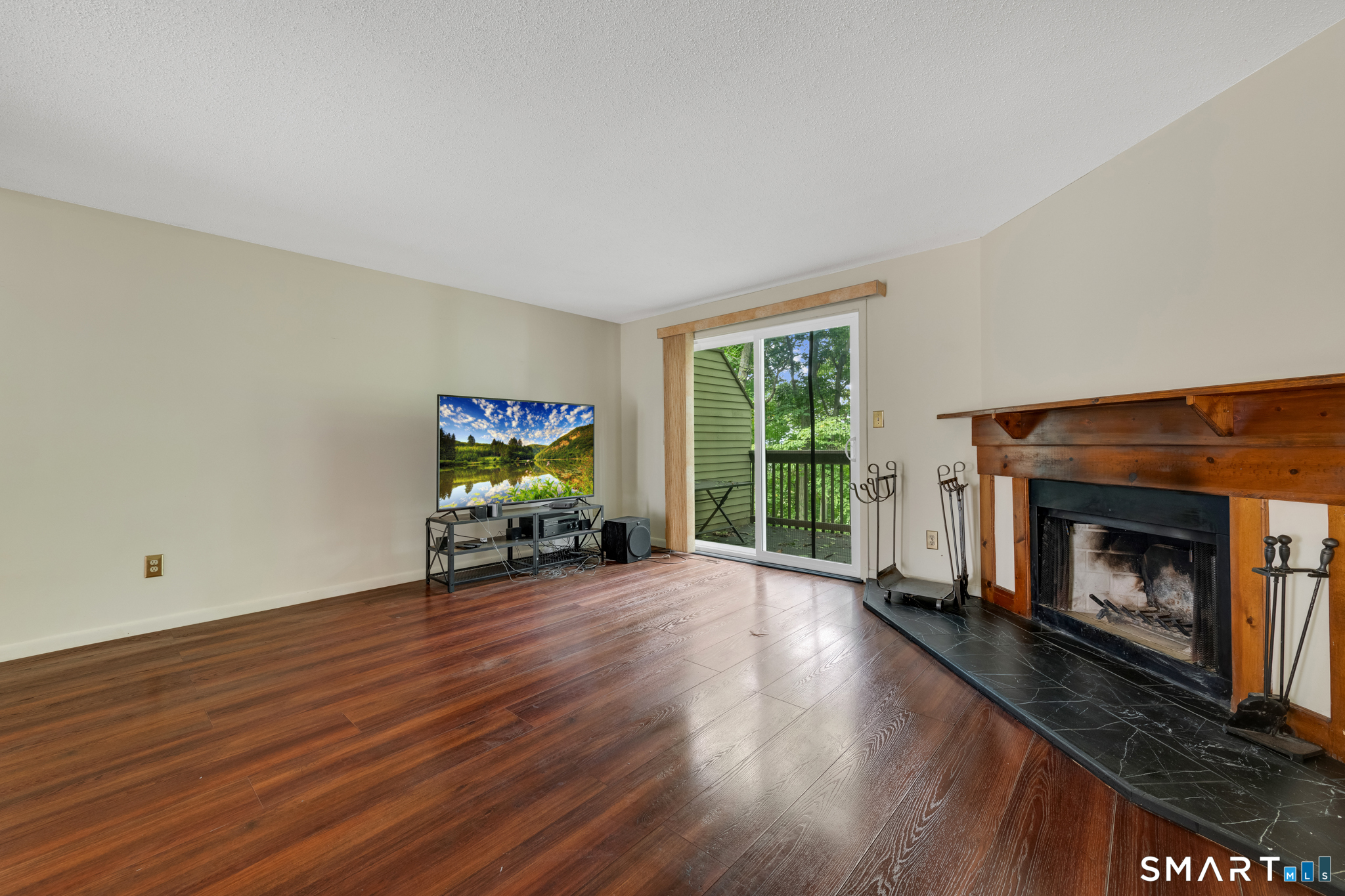 40 Foxon Hill Road, #H27, New Haven, CT 06513