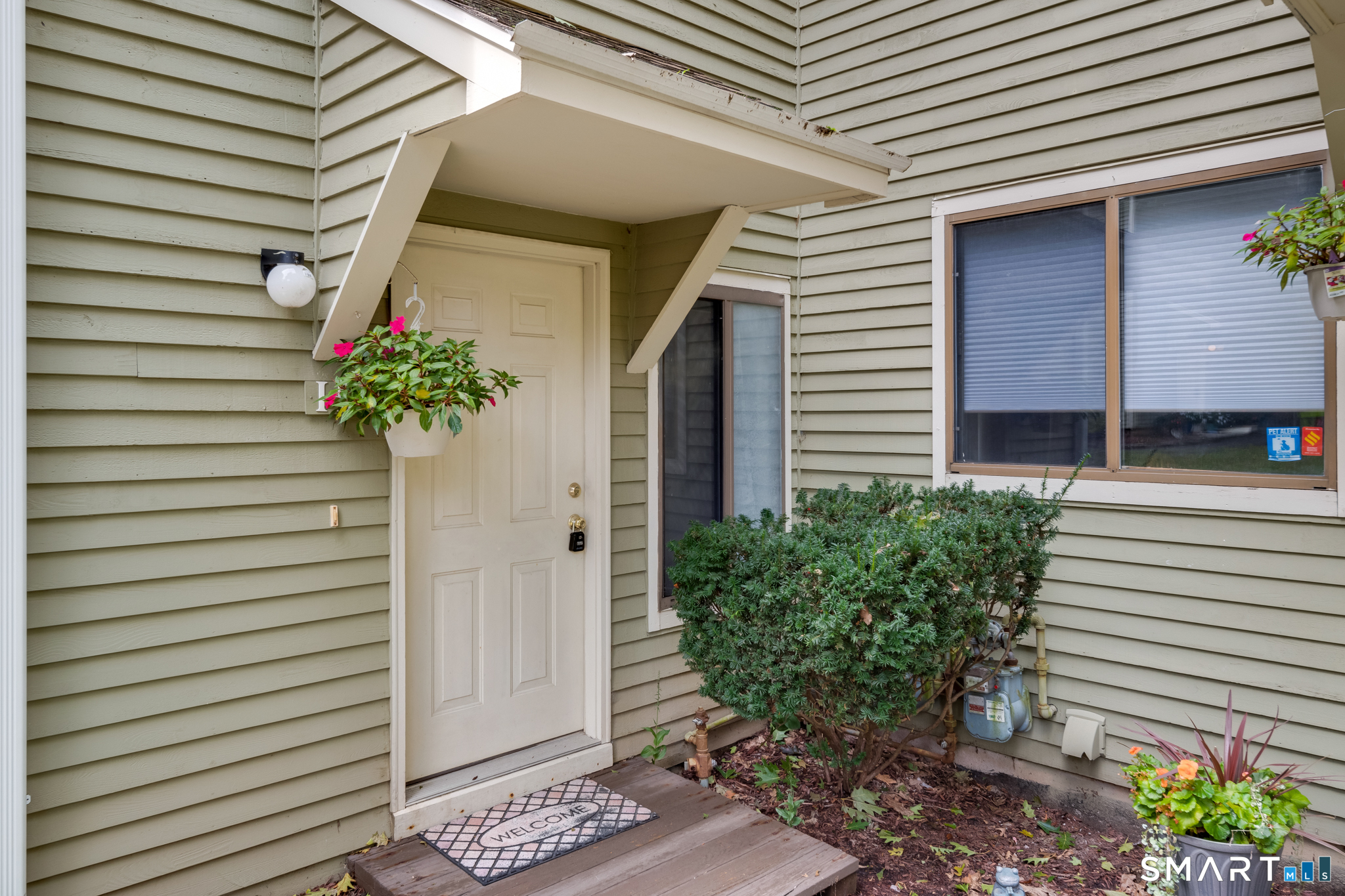 40 Foxon Hill Road, #H27, New Haven, CT 06513