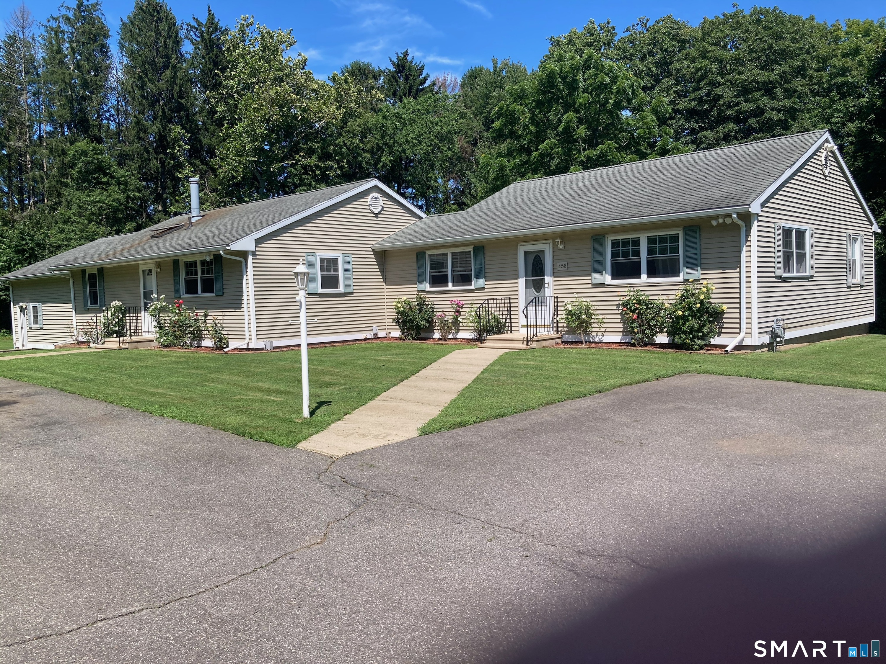 Photo 2 of Single family home for sale at 460 West Ave, Milford, CT 06461 | MLS# 24211867 | Listing updated on 2026-10-05