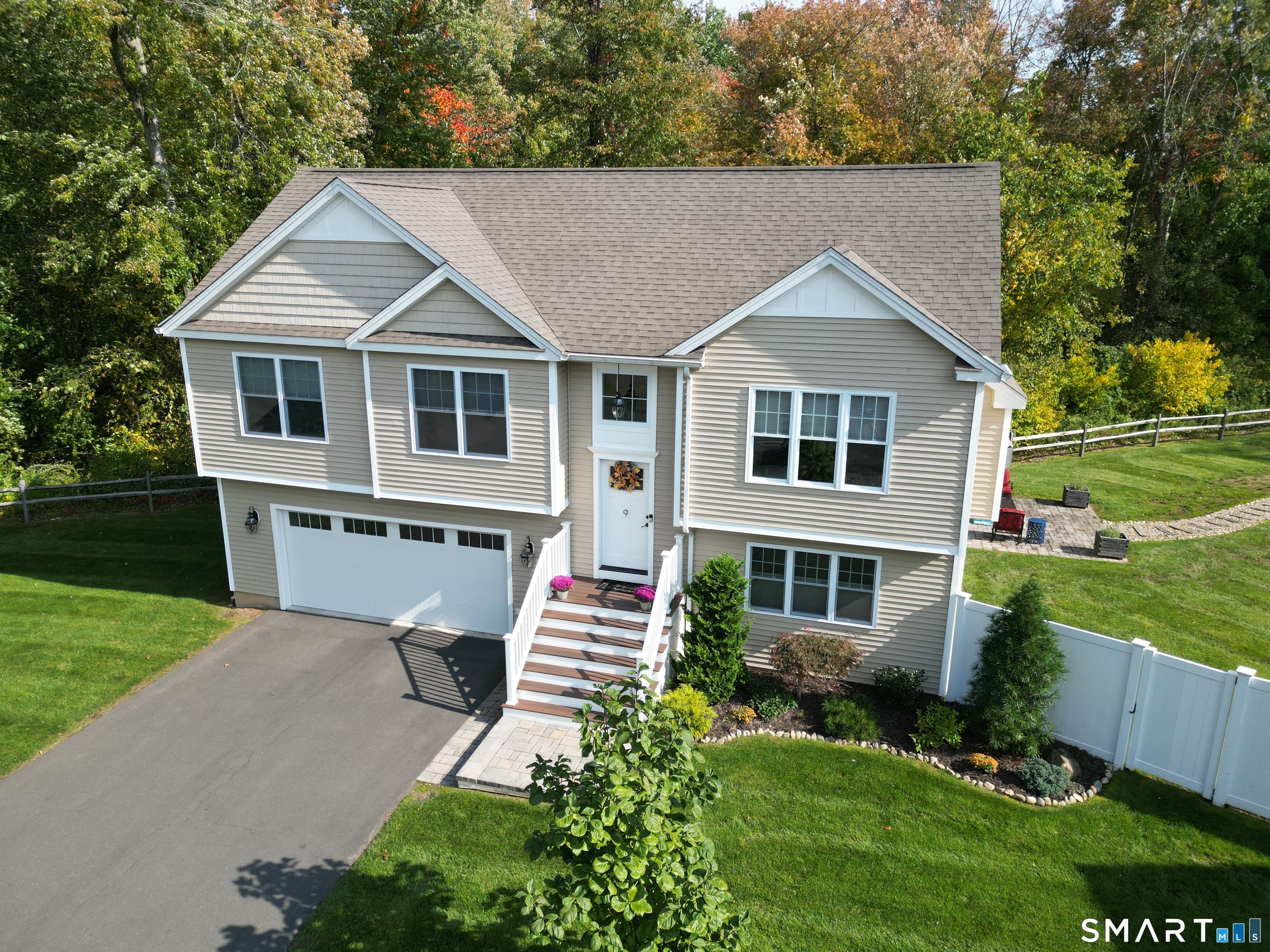 9 Winthrop Drive photo 38