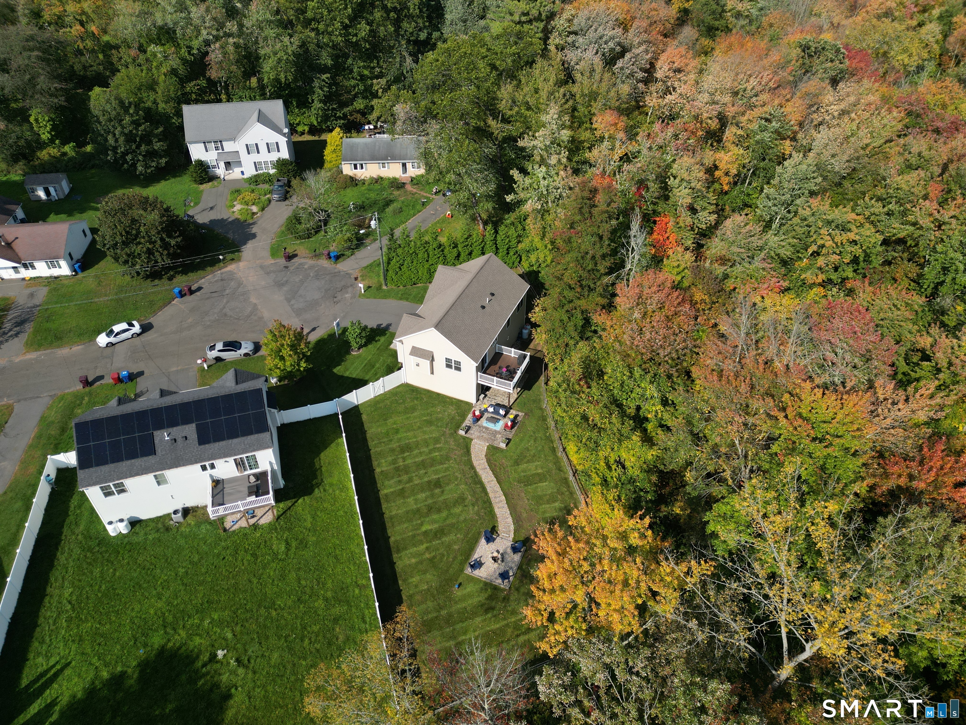 9 Winthrop Drive photo 34