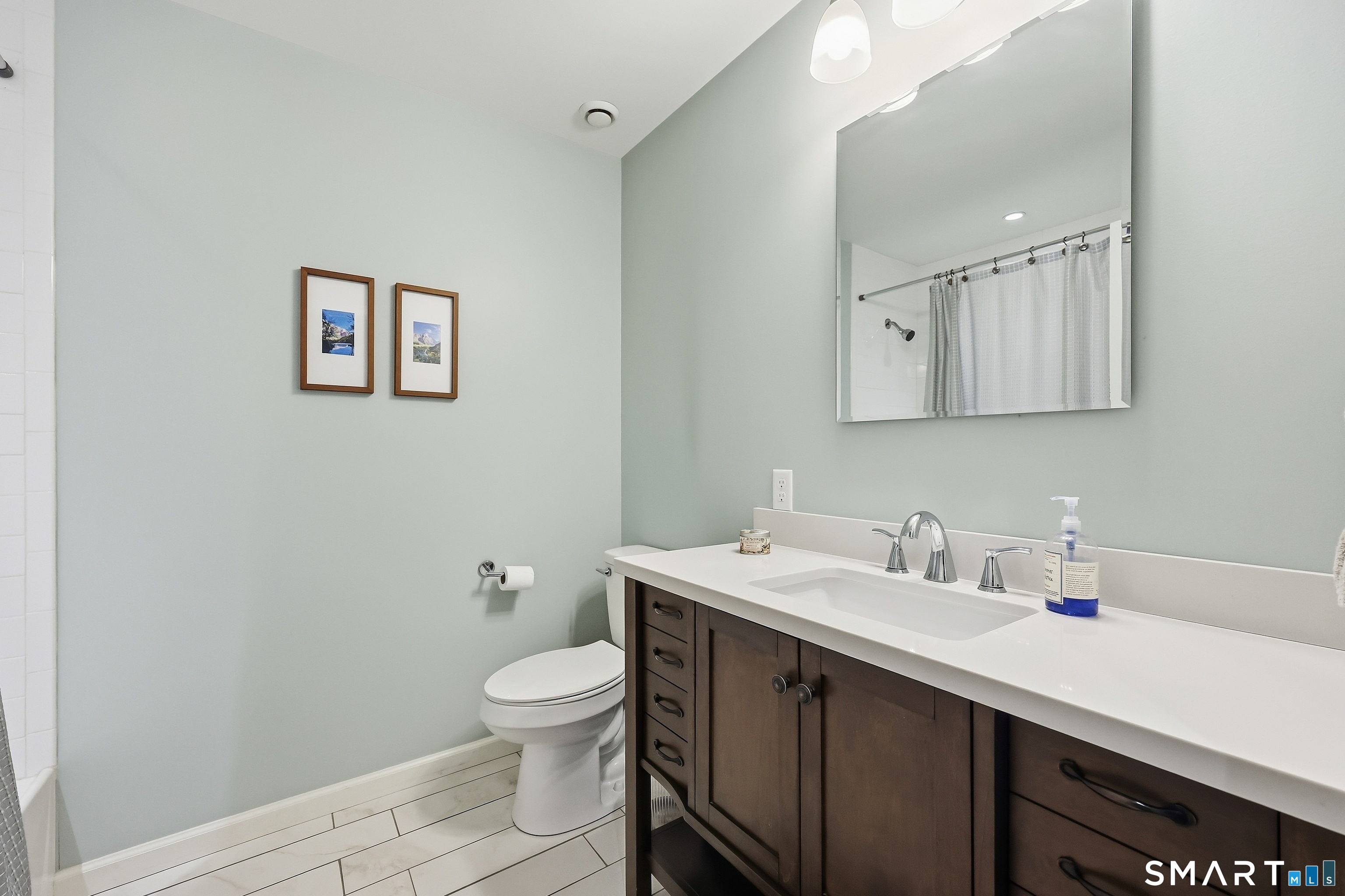 9 Winthrop Drive photo 18