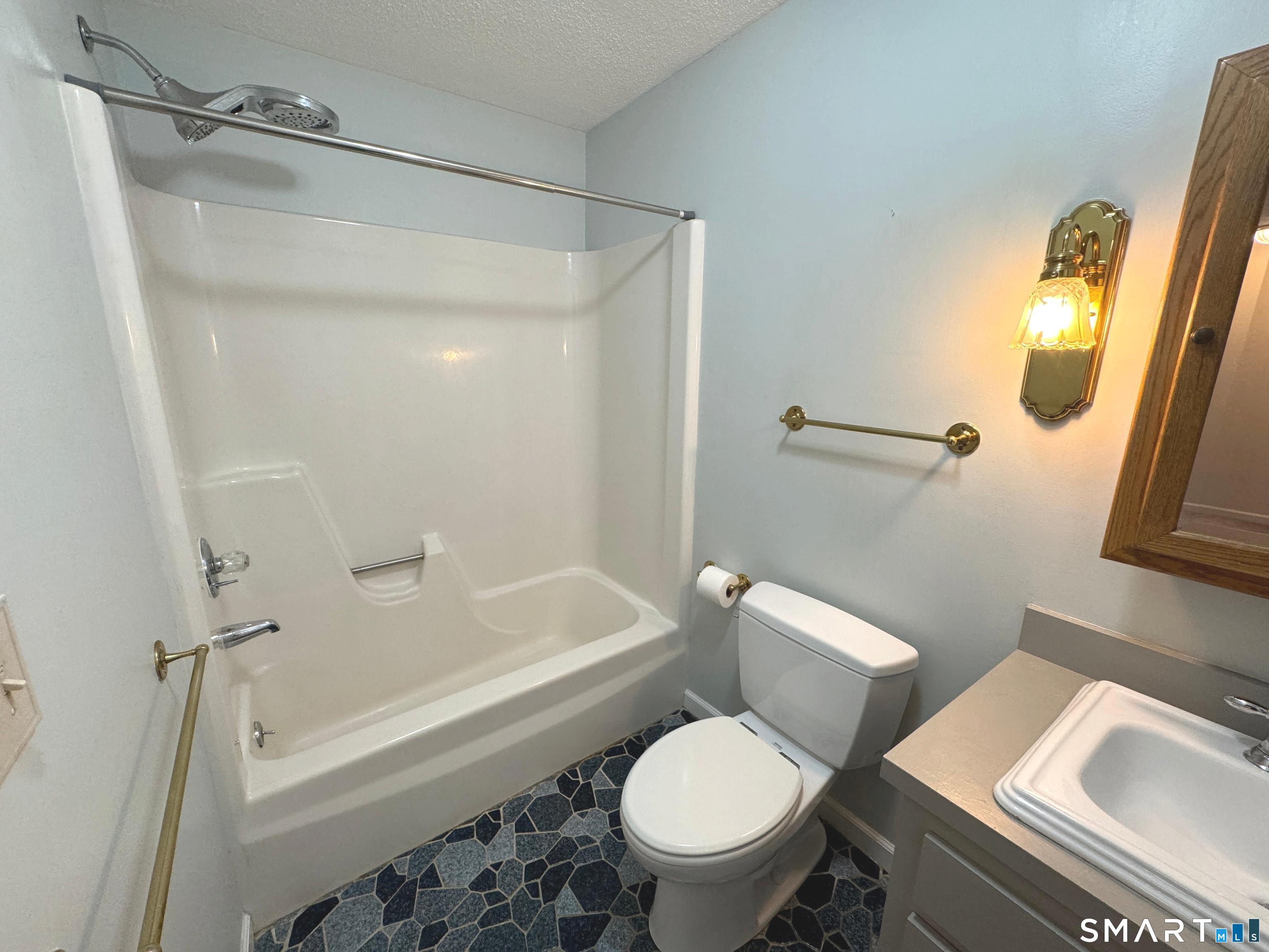 92 Metacomet Drive photo 13