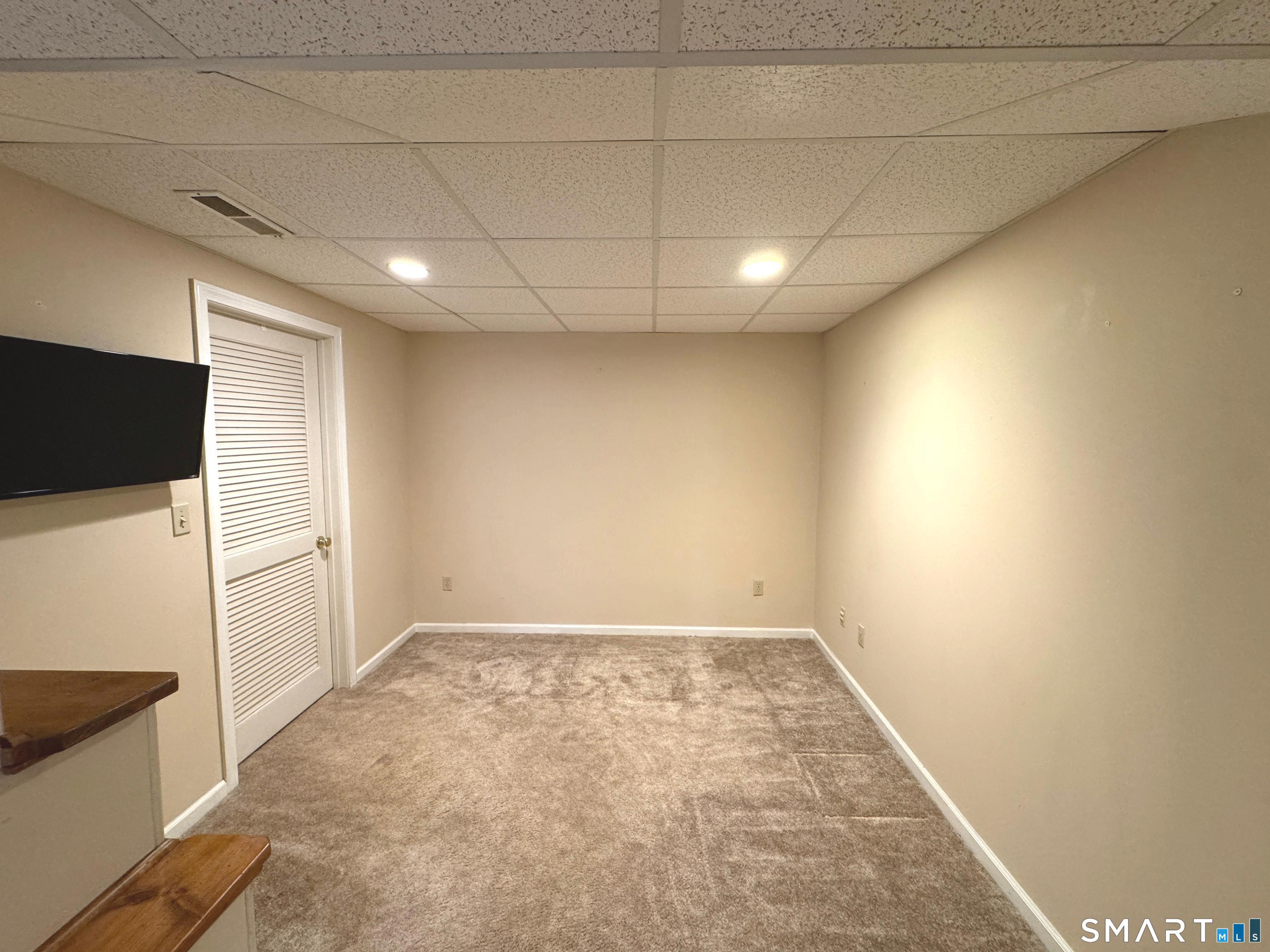 92 Metacomet Drive photo 14