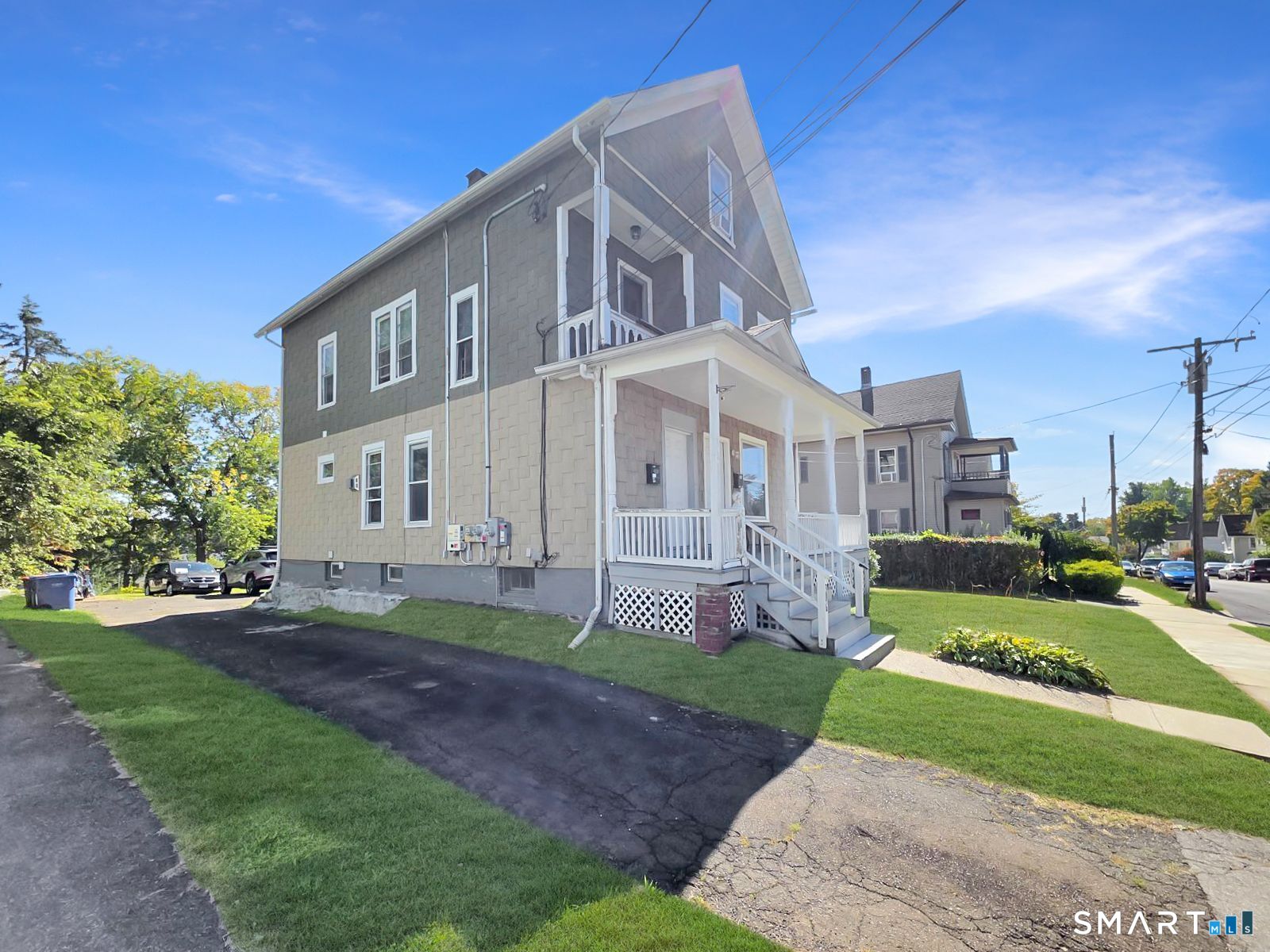 Photo 2 of Multi family home for sale at 306 Elm St, Meriden, CT 06450 | MLS# 24211724 | Listing updated on 2026-10-08