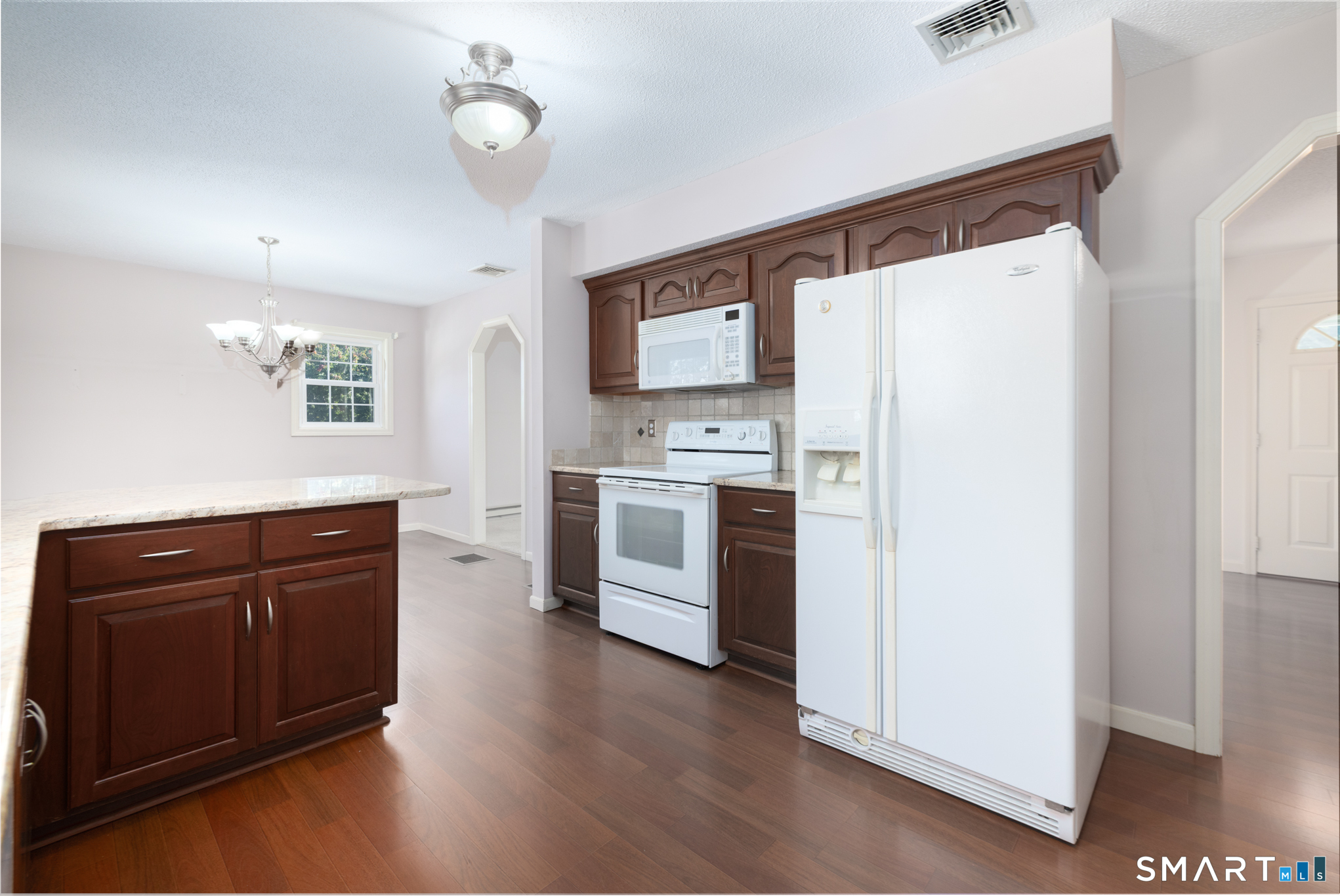 300 Ardsley Road photo 10