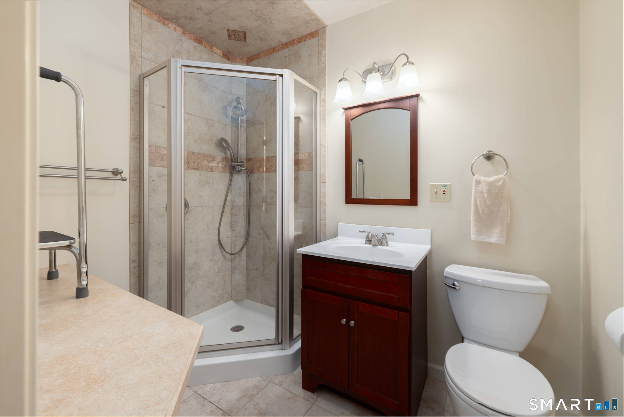 300 Ardsley Road photo 19