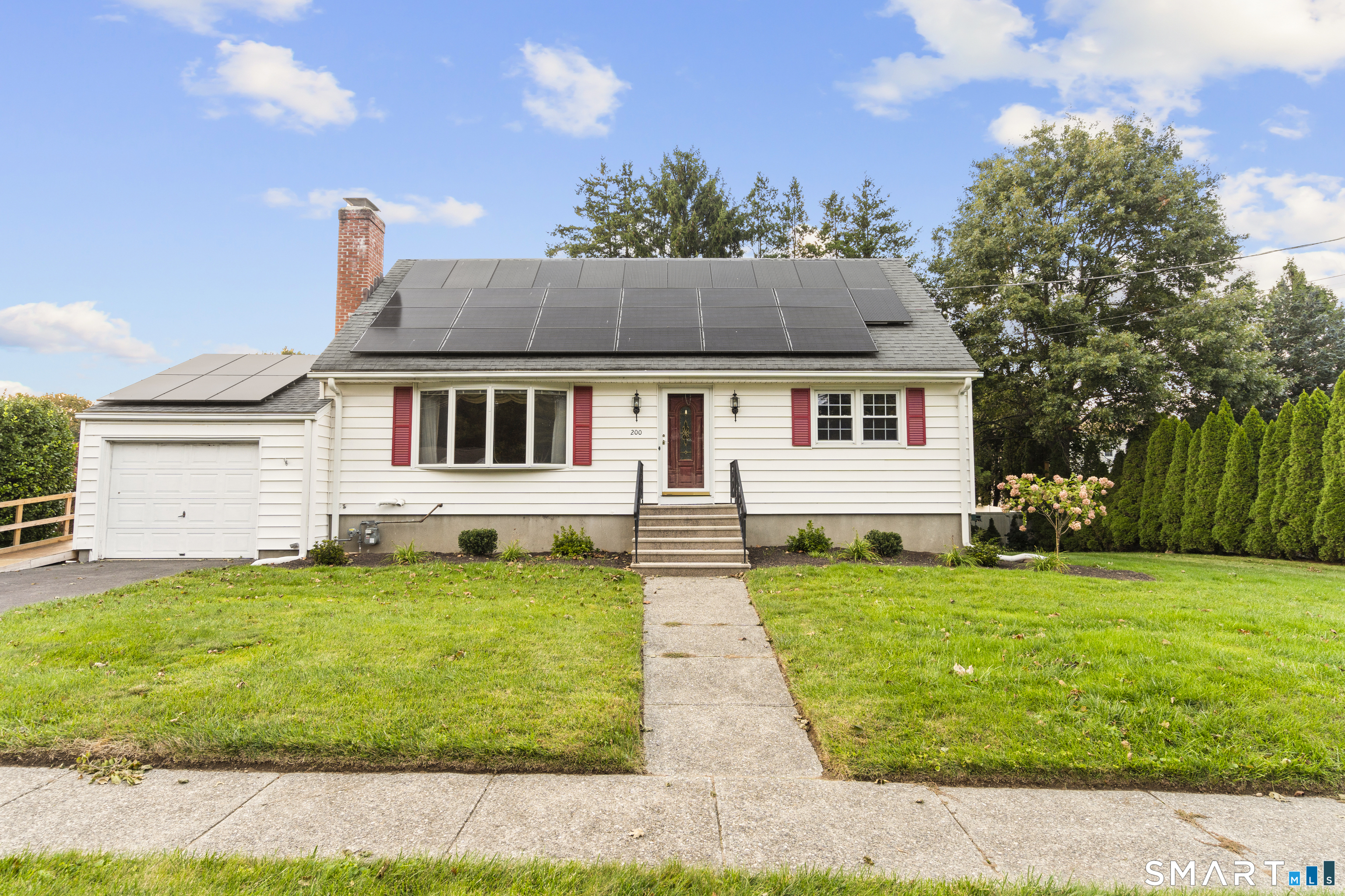 Photo 1 of Single family home for sale at 200 Fairfax Dr, Stratford, CT 06614 | MLS# 24211863 | Listing updated on 2026-10-05