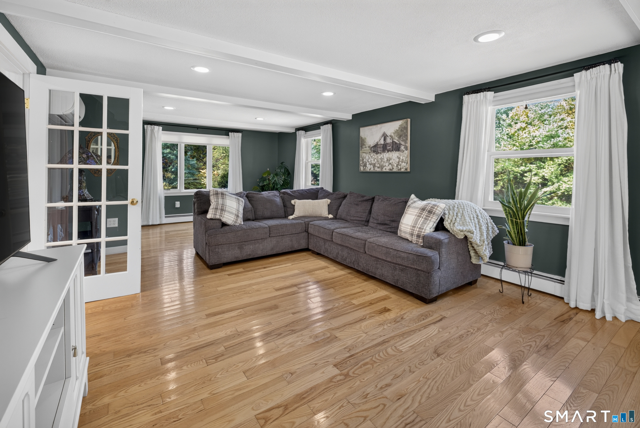 268 Woodland Street photo 13