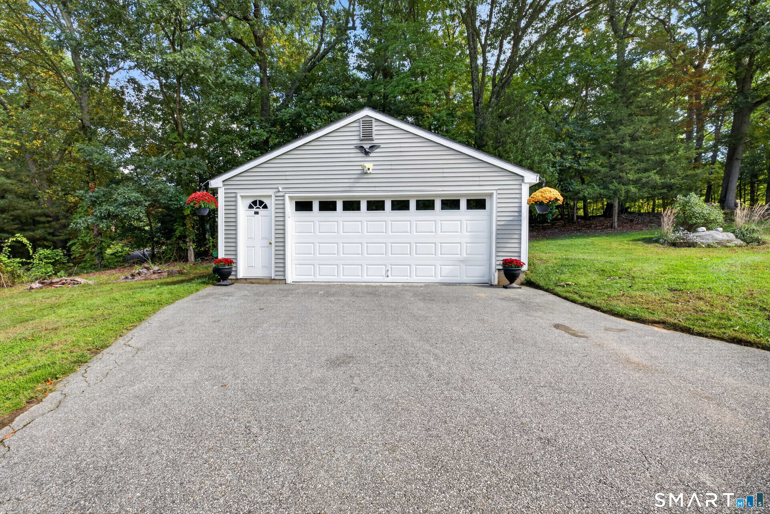 268 Woodland Street photo 37