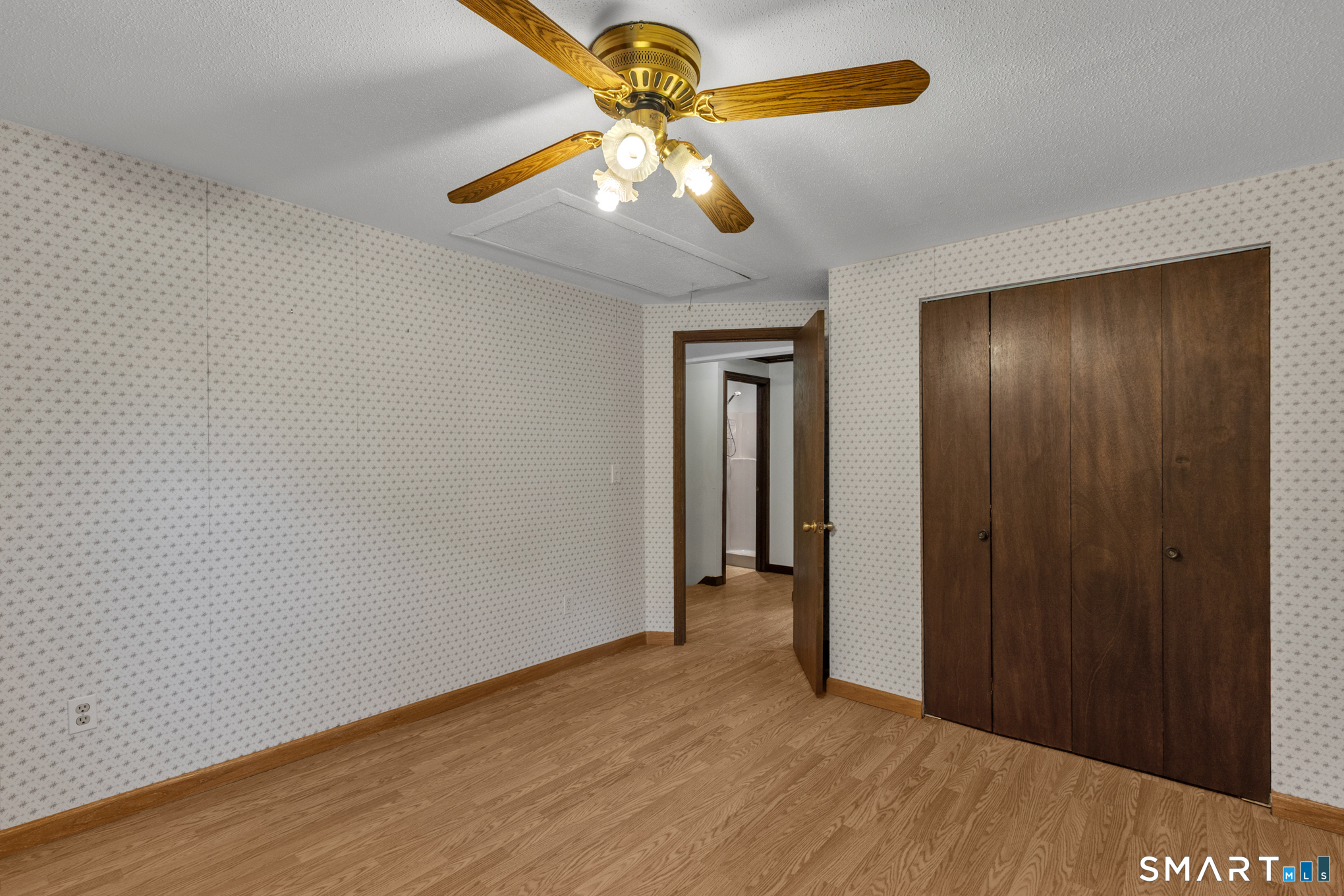159 Ellington Avenue photo 23