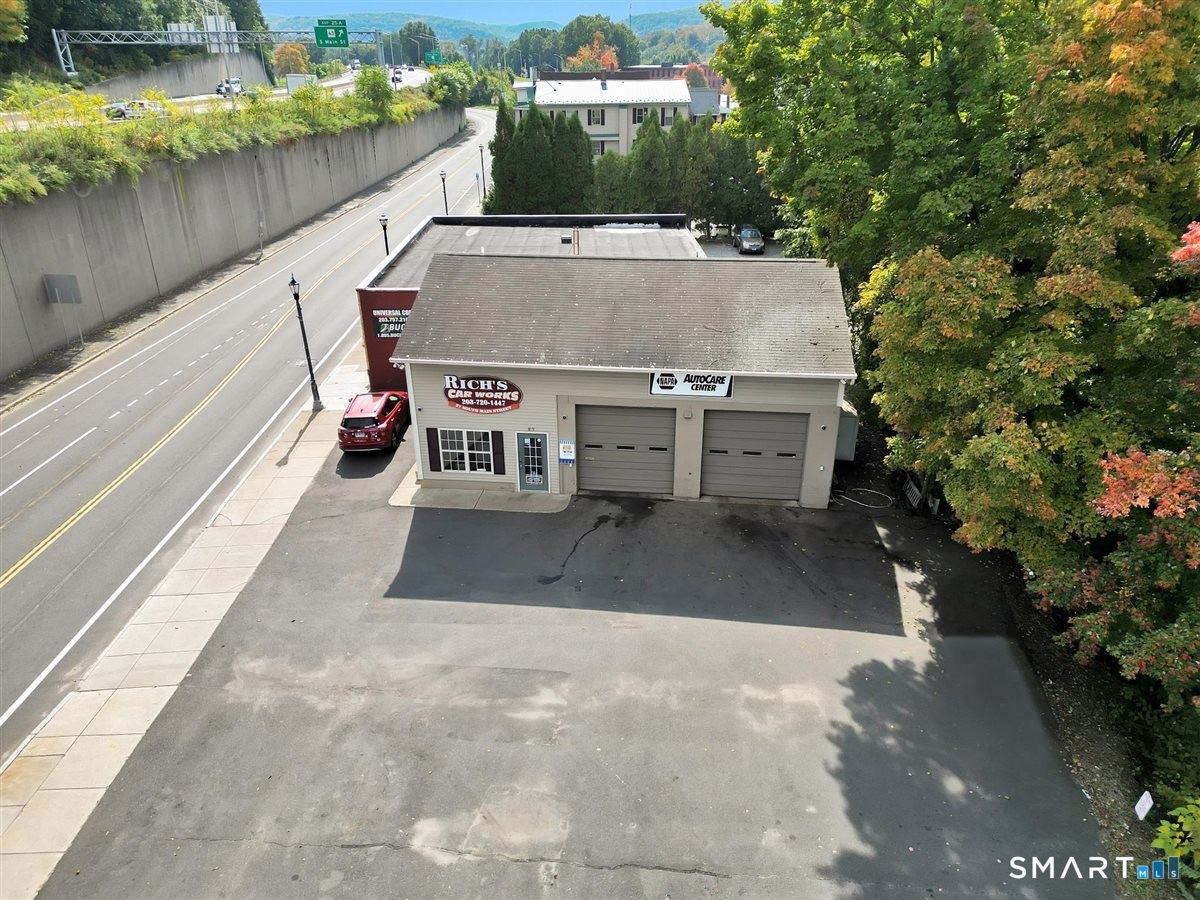 27 South Main Street photo 2