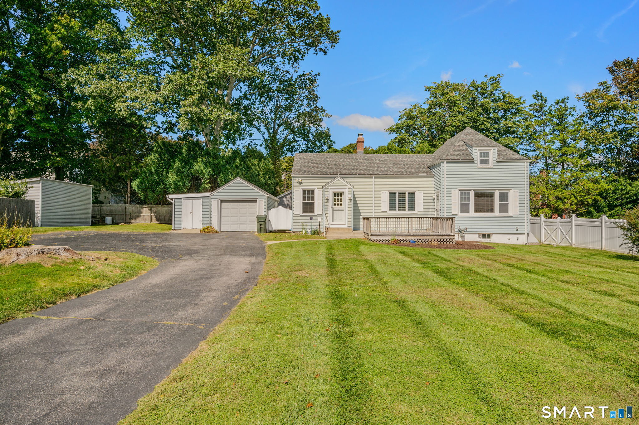 Photo 1 of Single family home for sale at 37 Gardner Ave, New London, CT 06320 | MLS# 24210334 | Listing updated on 2026-10-05