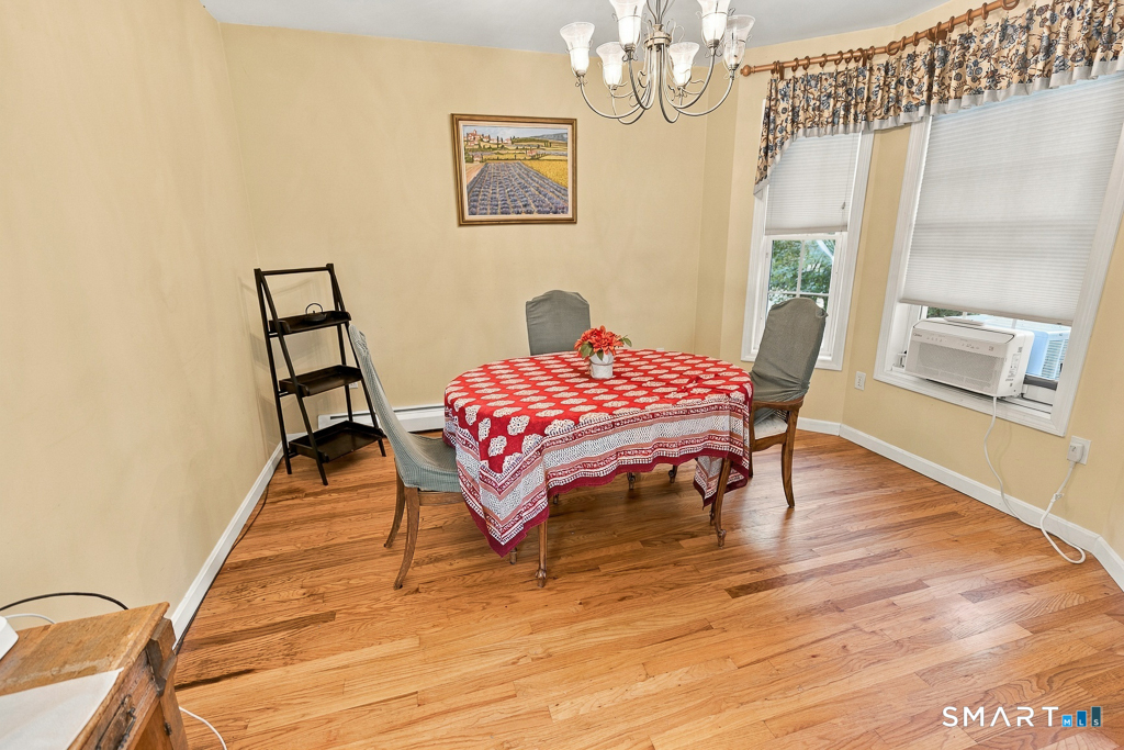 25 Oakwood Road, Giants Neck, East Lyme, CT 06357
