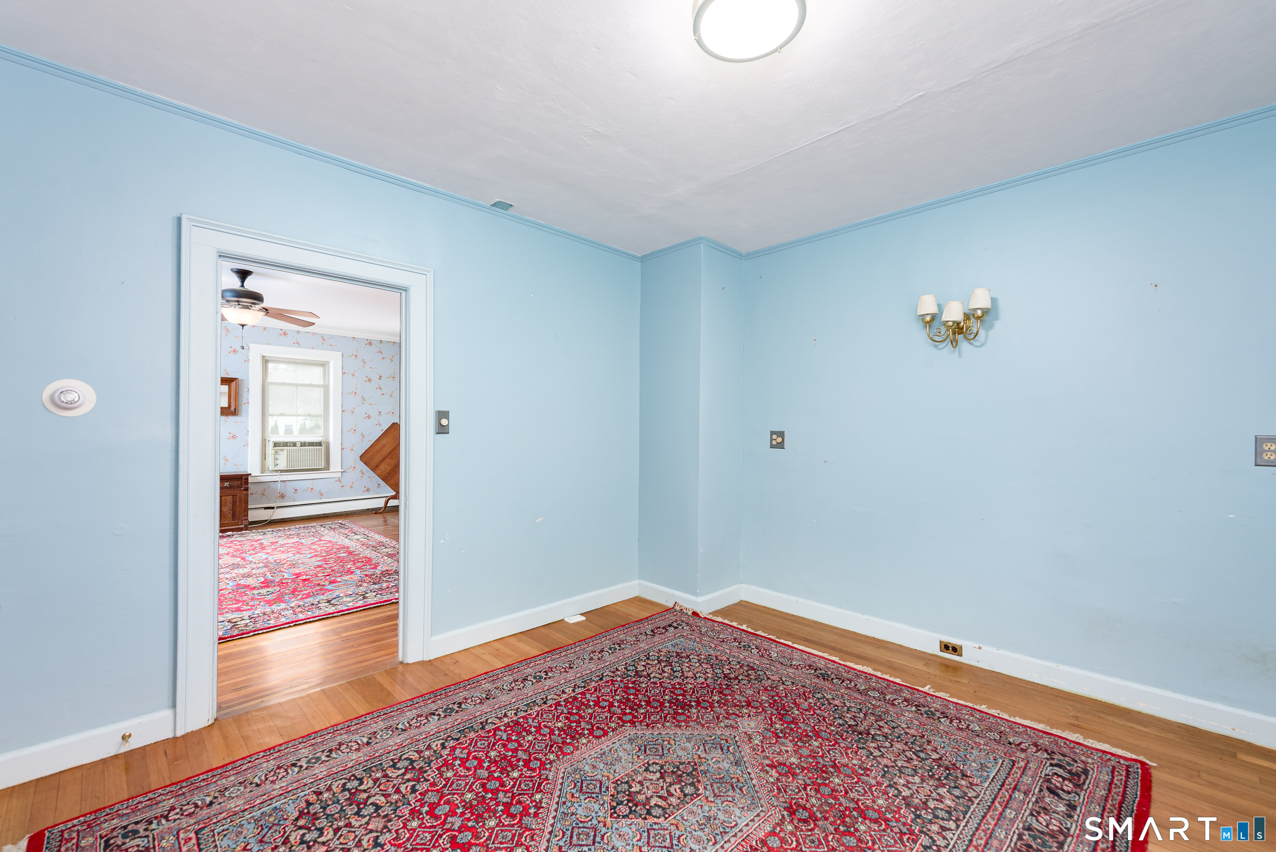 653 Vauxhall St Extension, Waterford, CT 06385