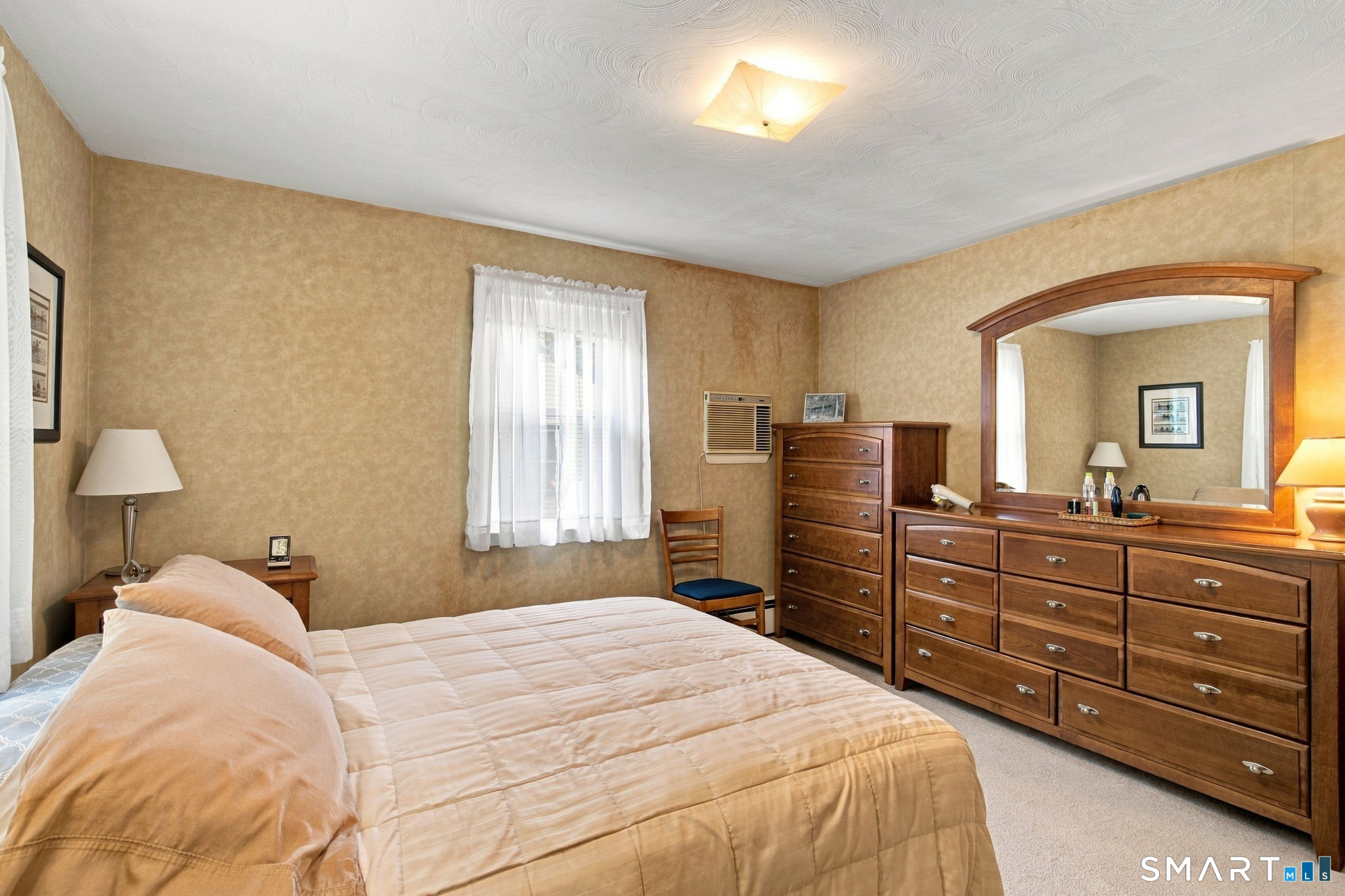 327 Burnham Street photo 20