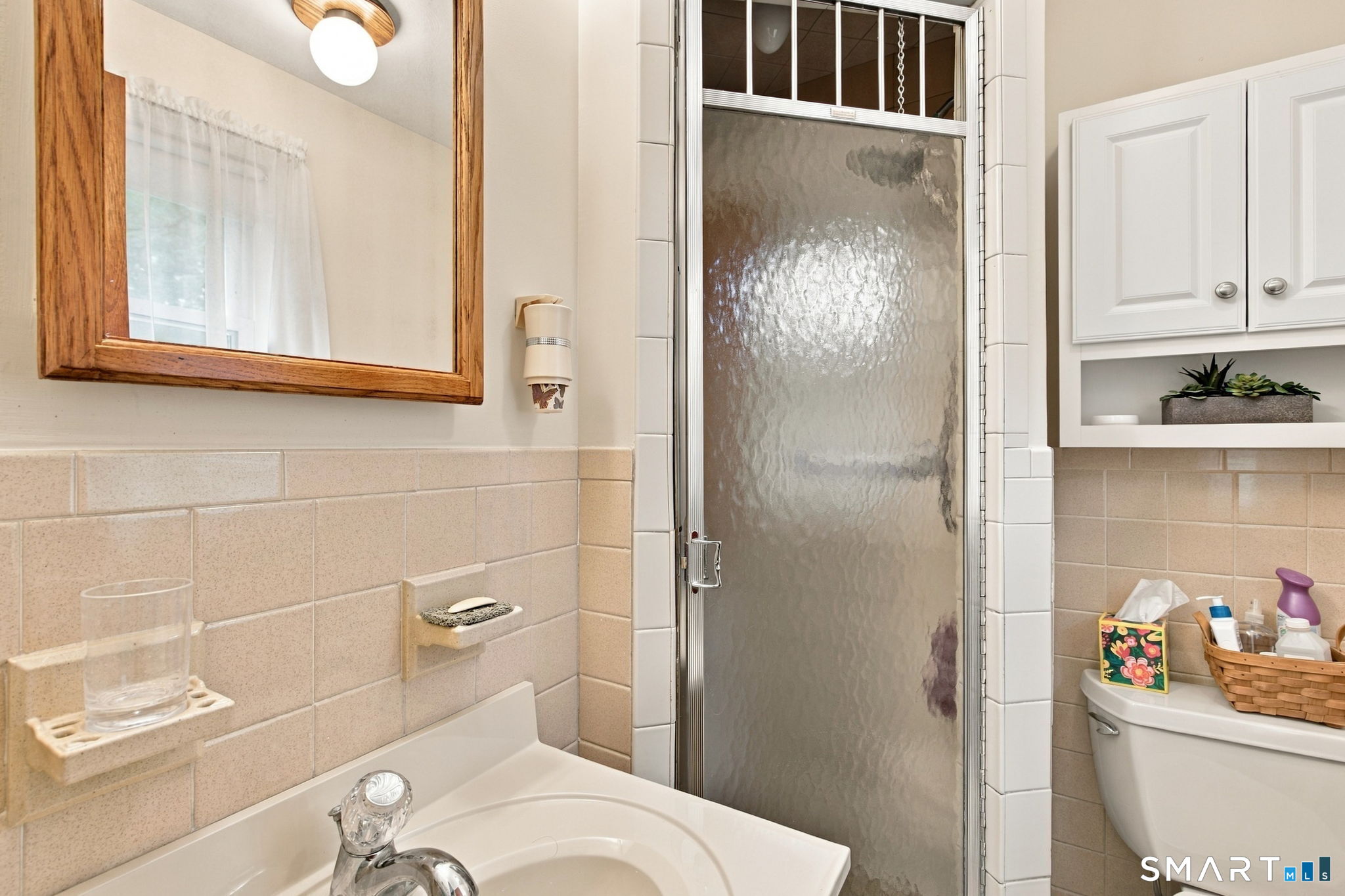 327 Burnham Street photo 21