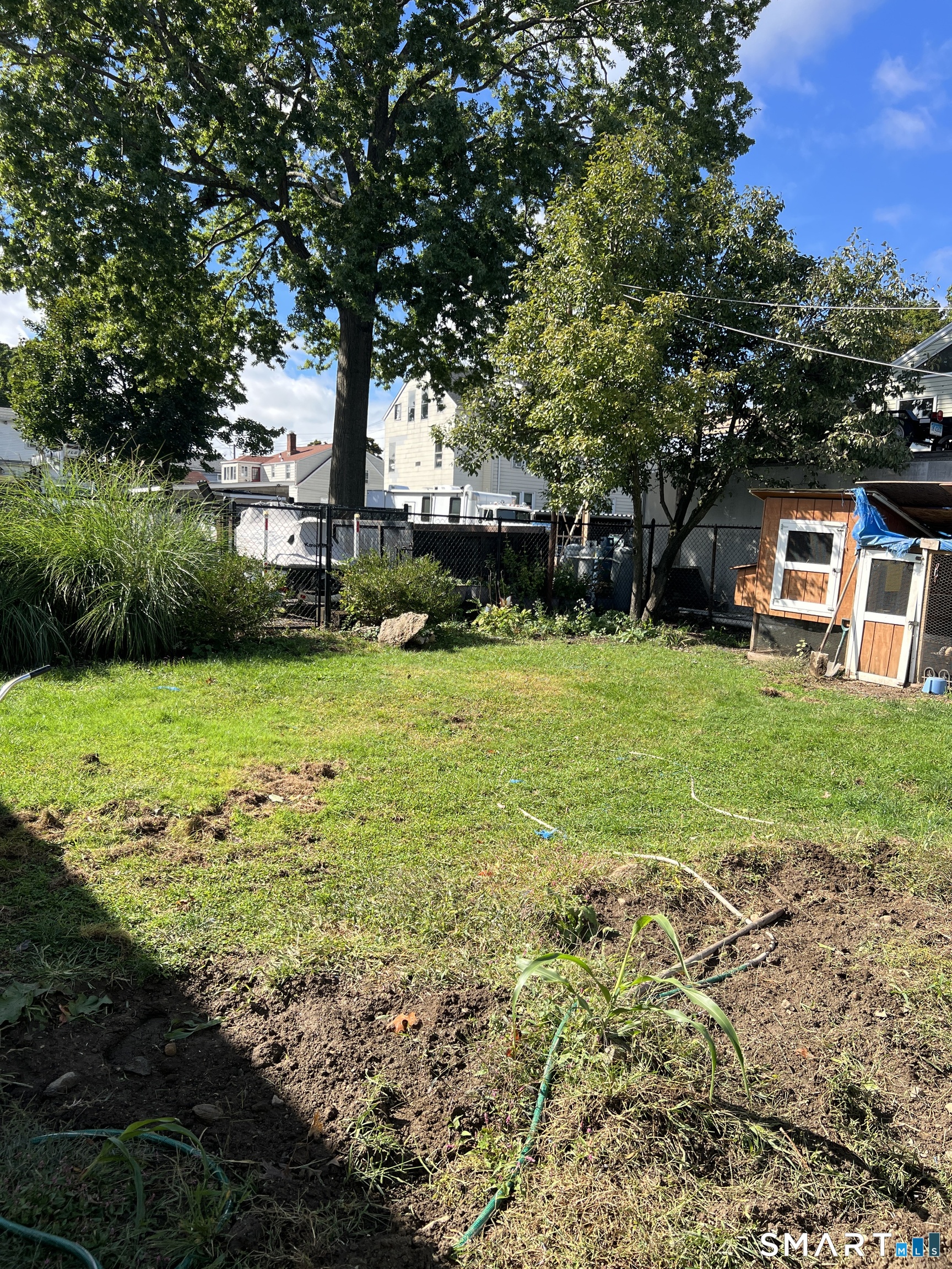 Foto 6 de Local comercial en venta en 256 Stillwater Avenue, Stamford, CT — $999,000