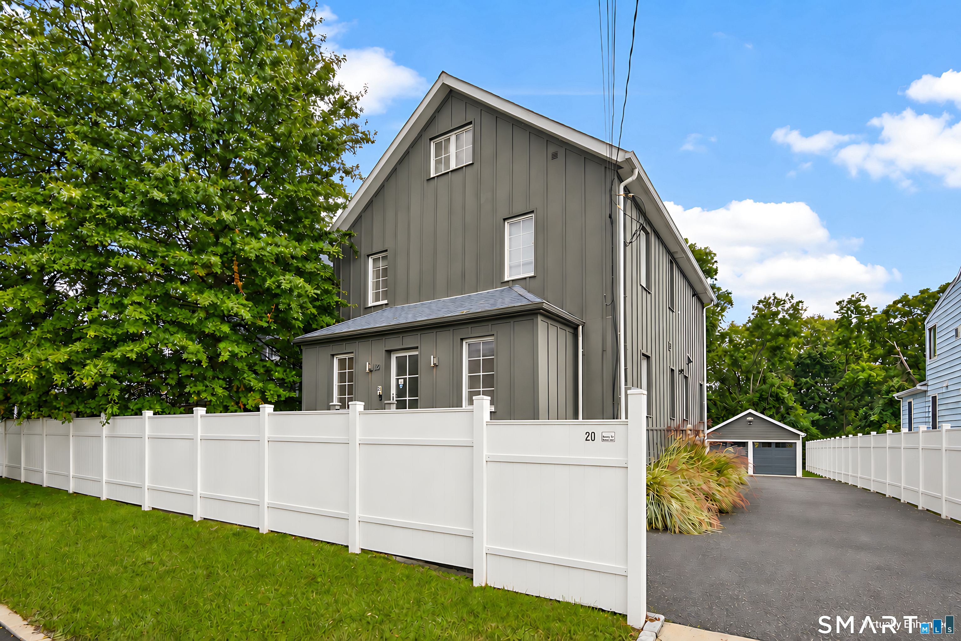 20 Euclid Avenue, Stamford, Connecticut photo 1