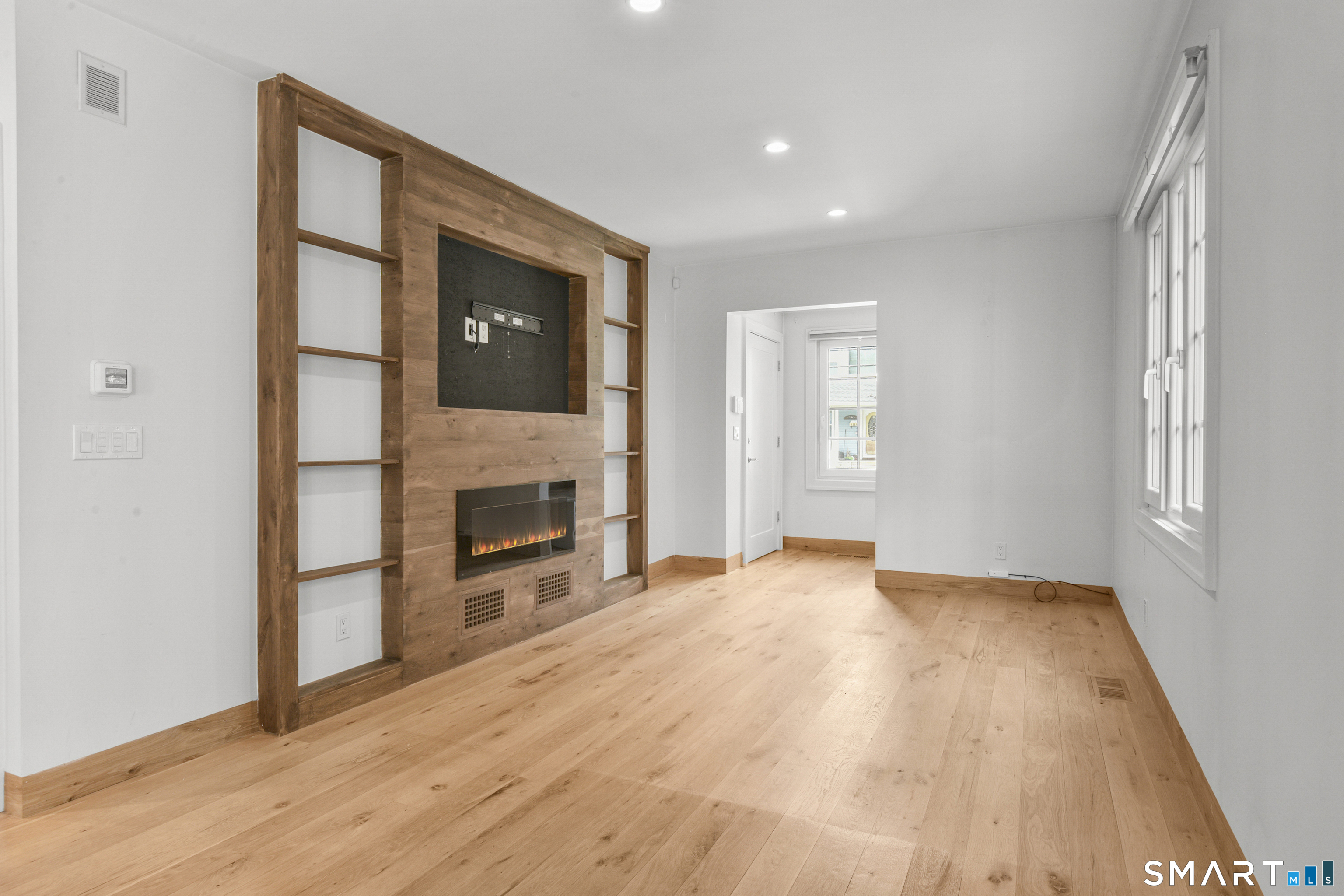 Foto 8 de Apartamento en renta en 20 Euclid Avenue #A, Stamford, CT — $3,500/mes