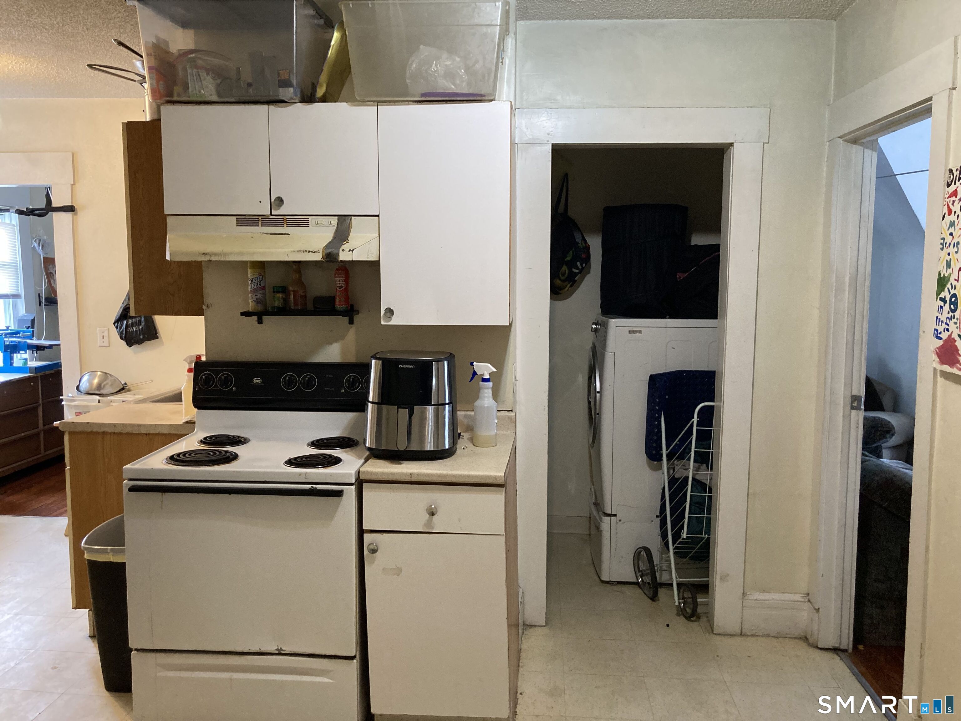 225 Winthrop Avenue photo 29