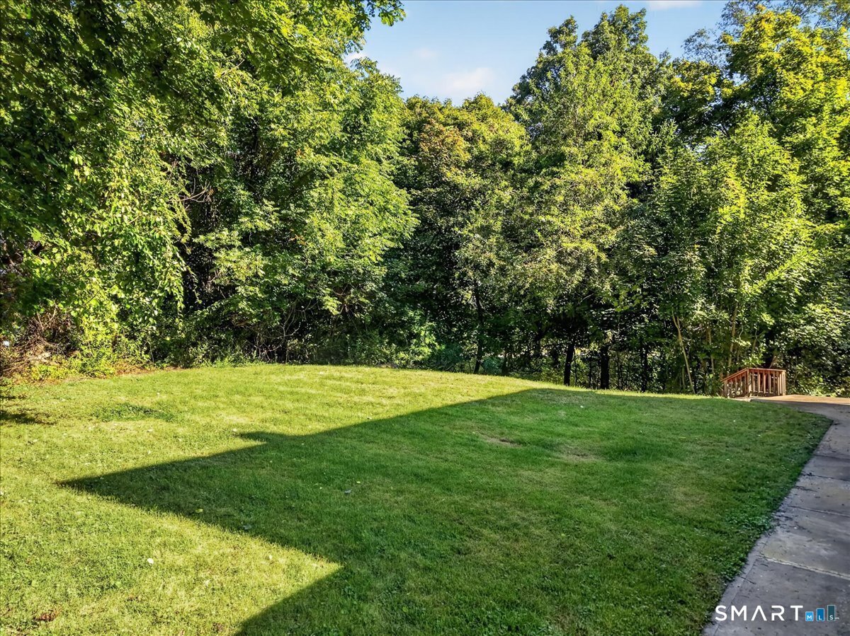 89 Hickory Street, Norwich, CT 06360