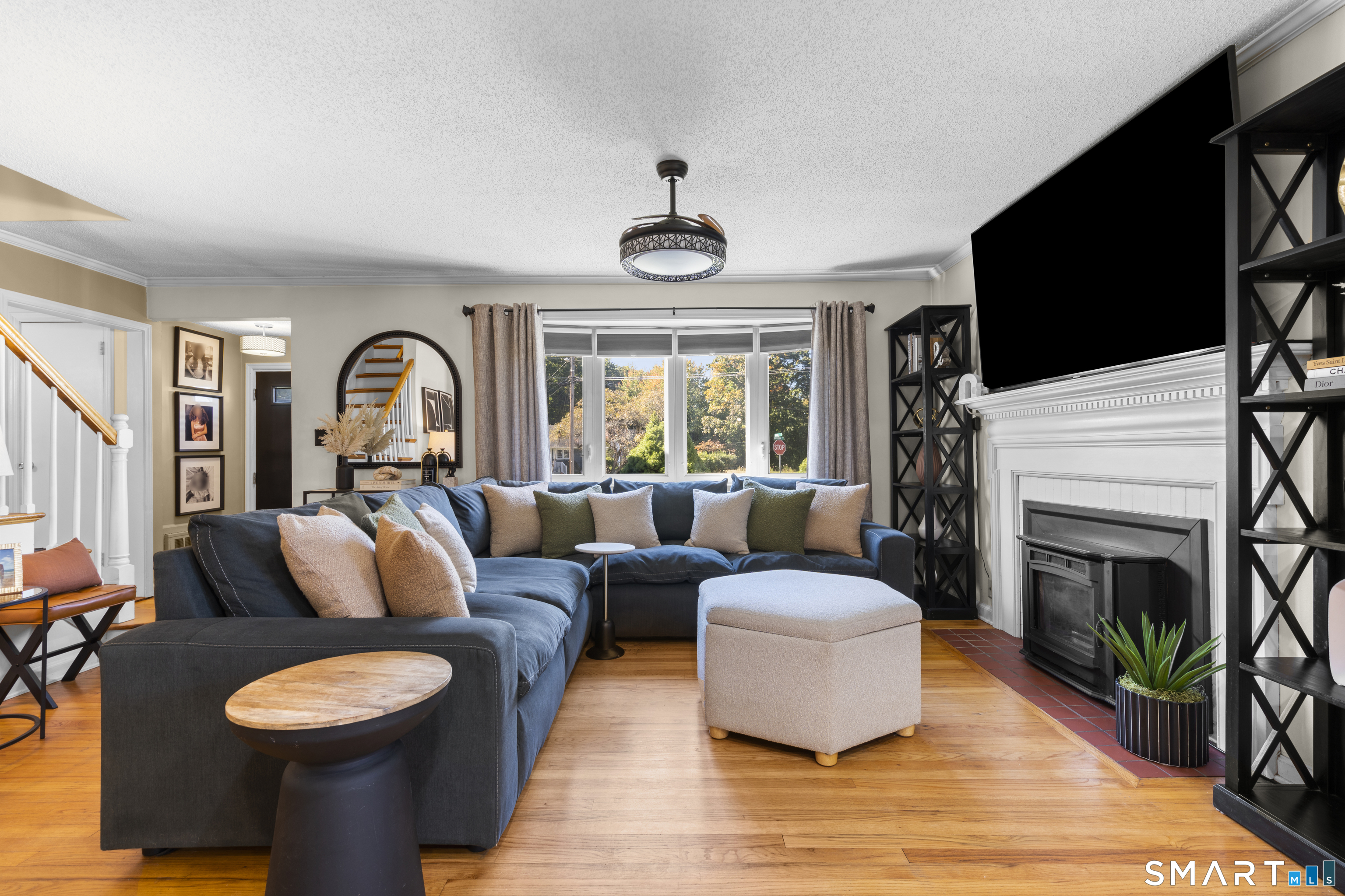 Photo 4 of Single family home for sale at 40 Avon Dr, East Hartford, CT 06118 | MLS# 24210631 | Listing updated on 2026-10-08