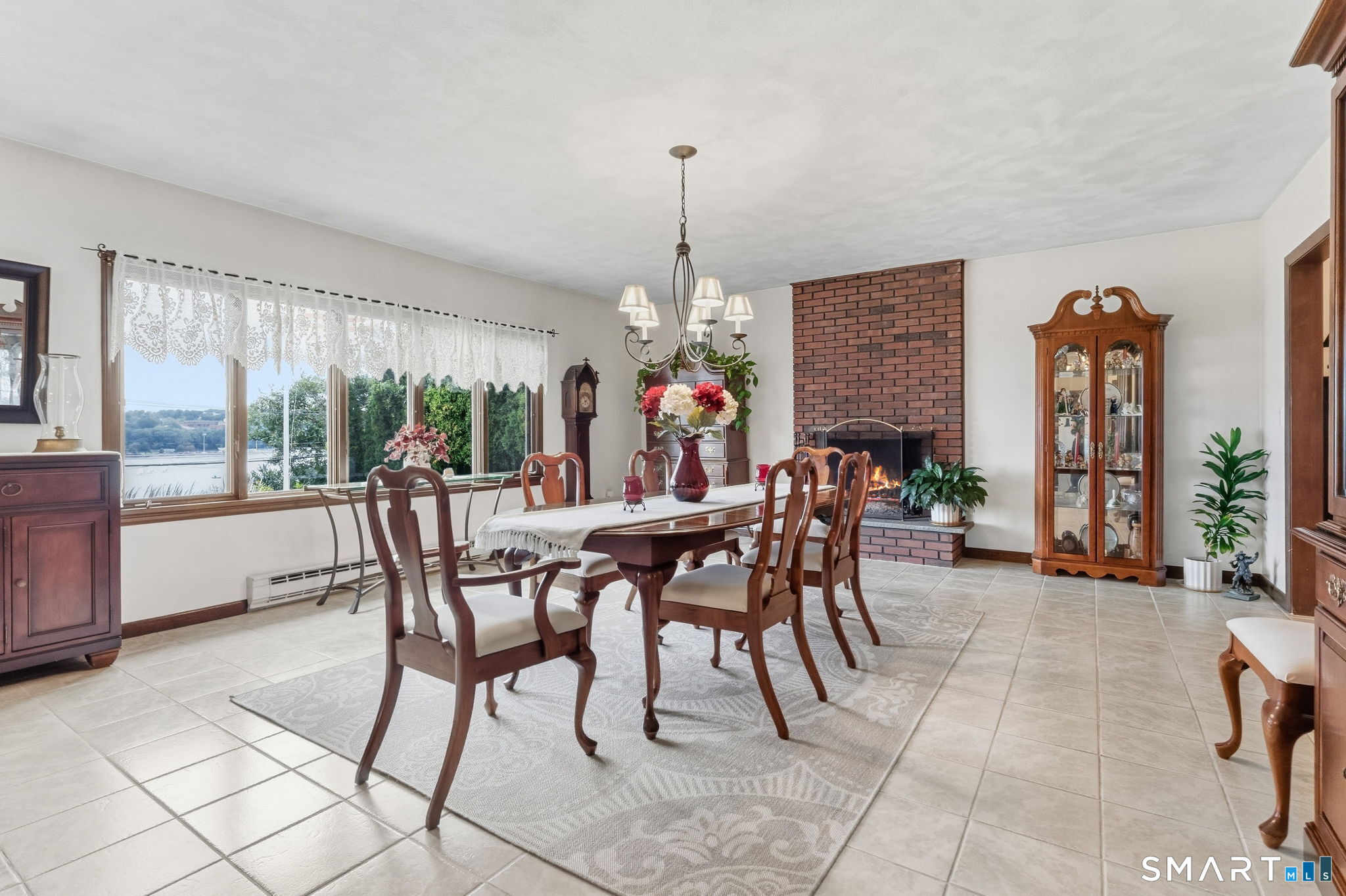 199 Military Highway, Groton, CT 06340