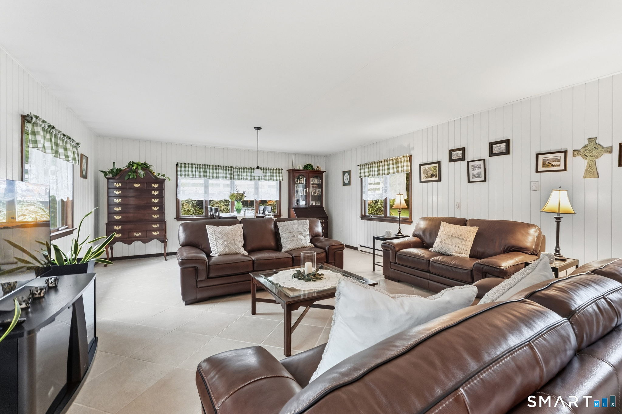 199 Military Highway, Groton, CT 06340