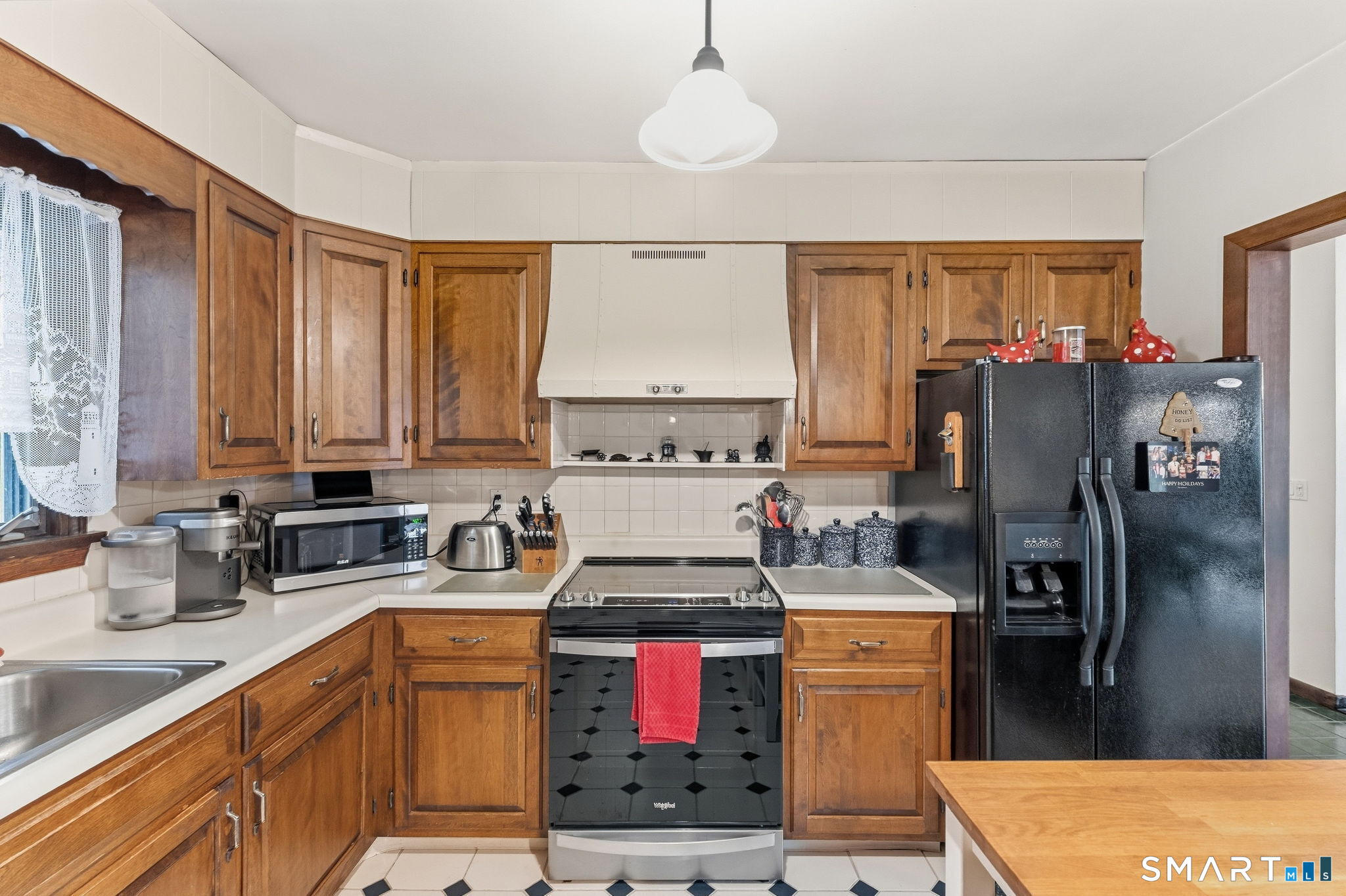 199 Military Highway, Groton, CT 06340