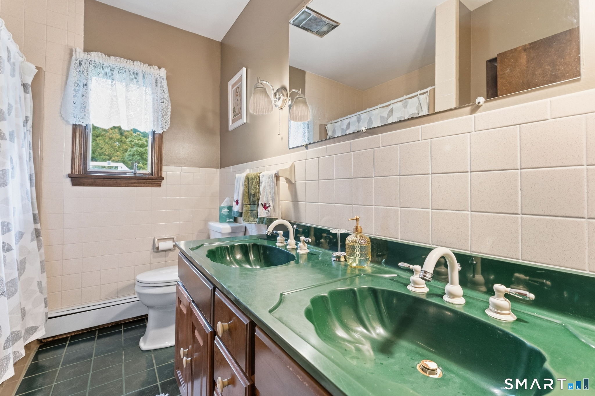 199 Military Highway, Groton, CT 06340