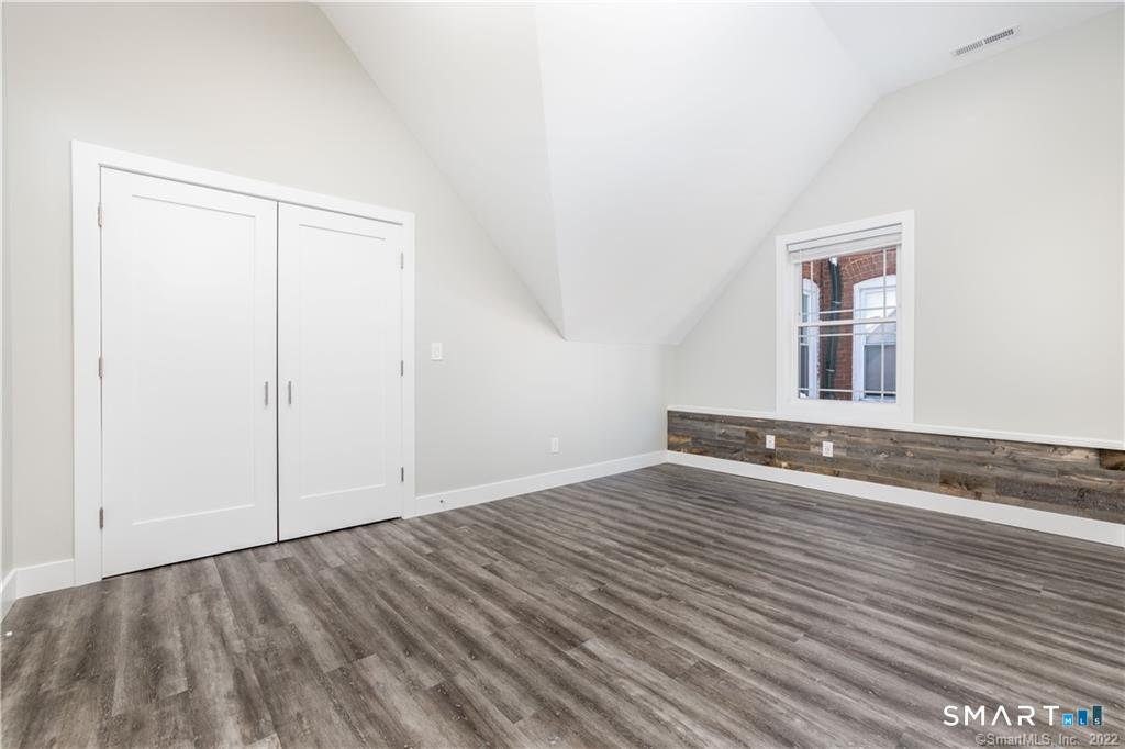 202 Park Road, West Hartford, CT 06119