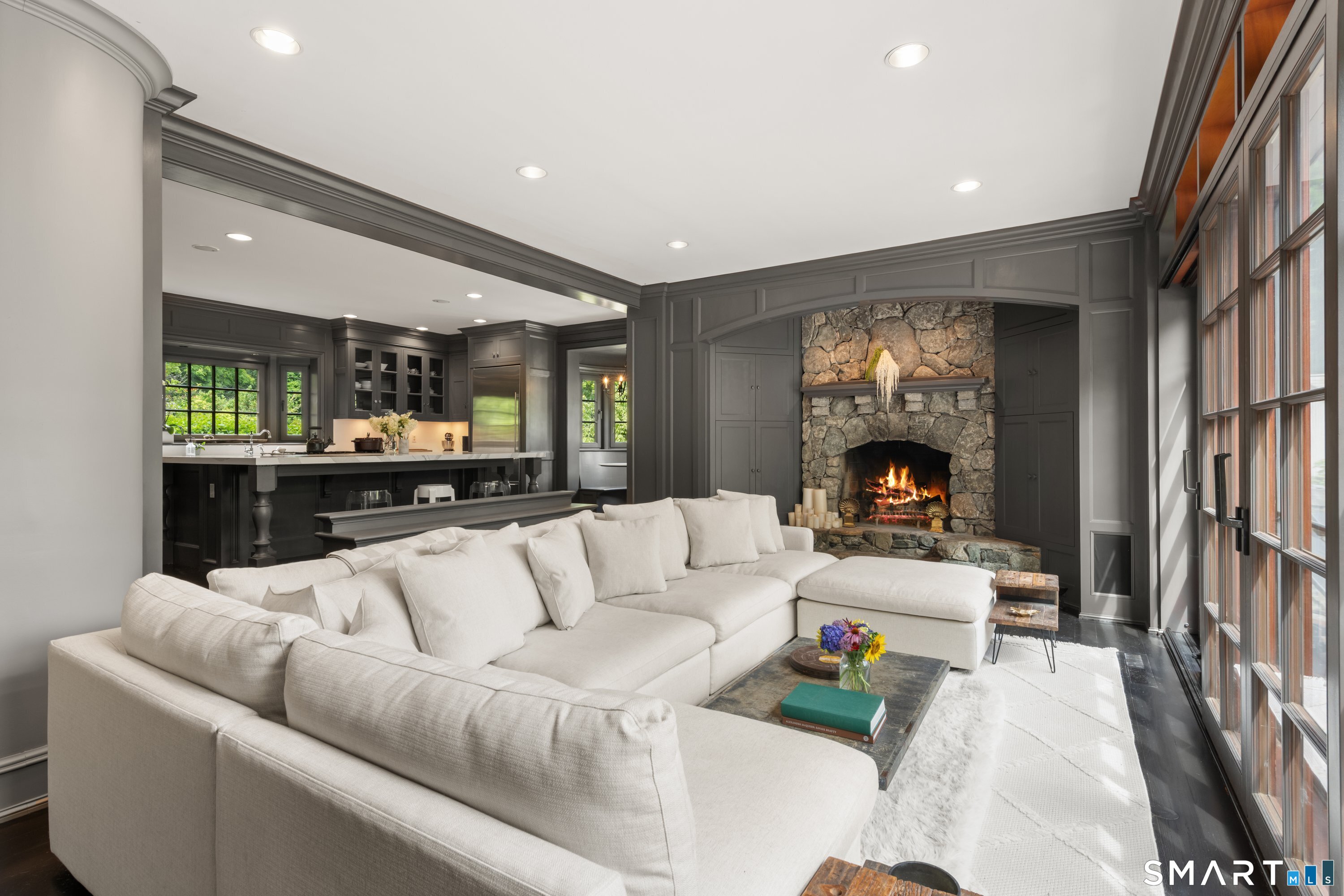 15 Saw Mill Hill photo 18