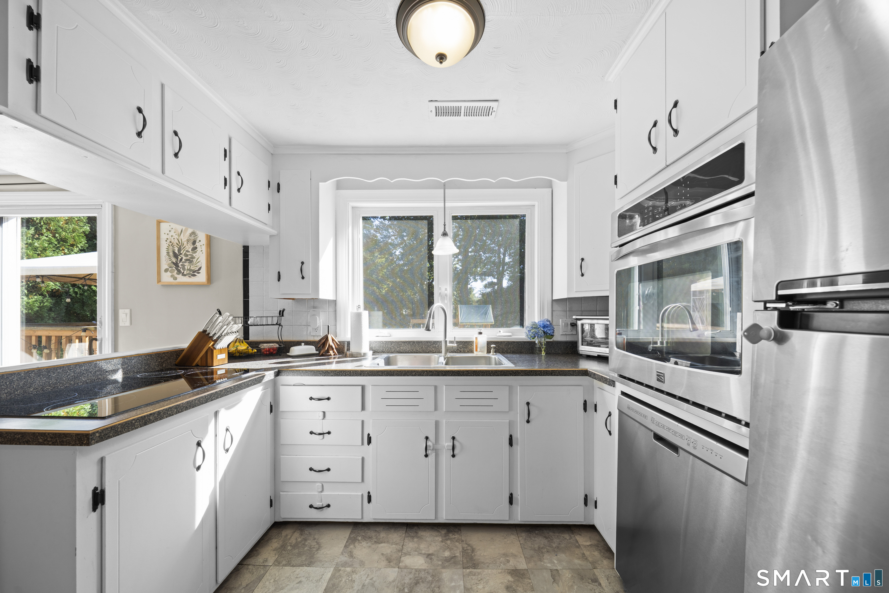 4 Whitewood Street photo 13