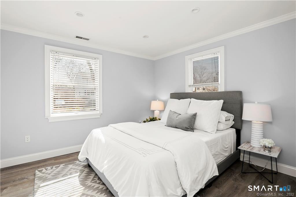Foto 8 de Casa en renta en 26 Cherry Street, Darien, CT — $5,900/mes