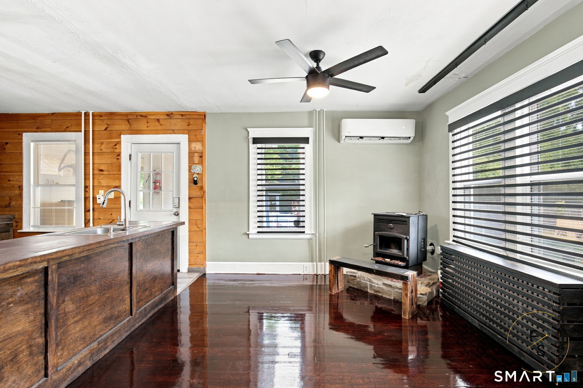 315 Frost Road photo 10