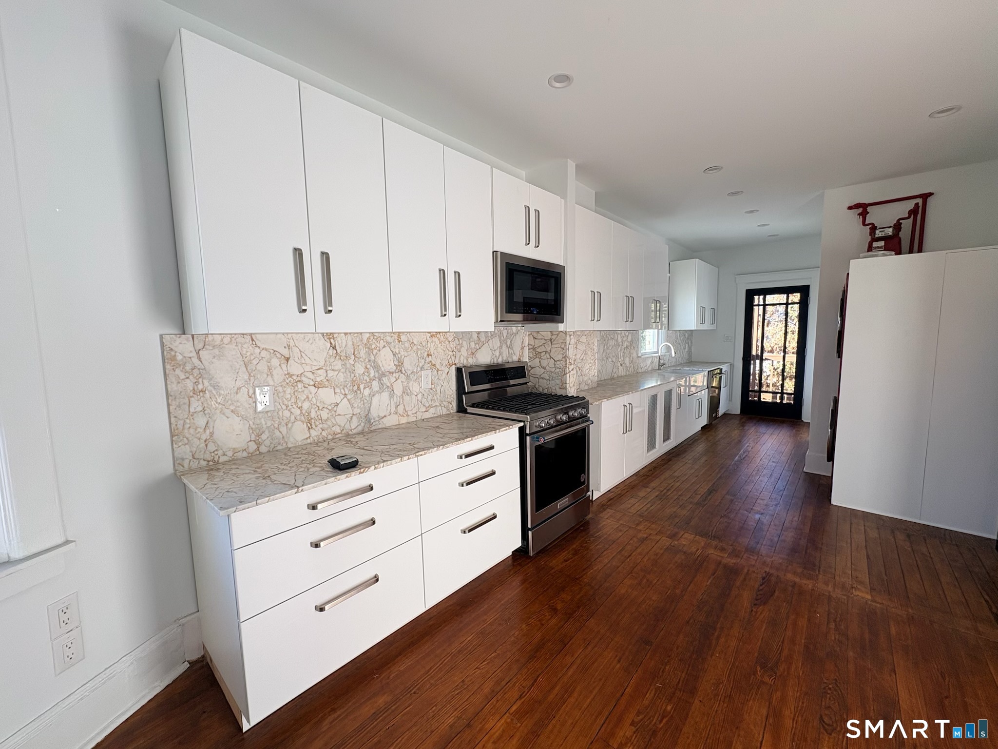 Foto 6 de Apartamento en renta en 251 Mill Street #4, Greenwich, CT — $3,195/mes