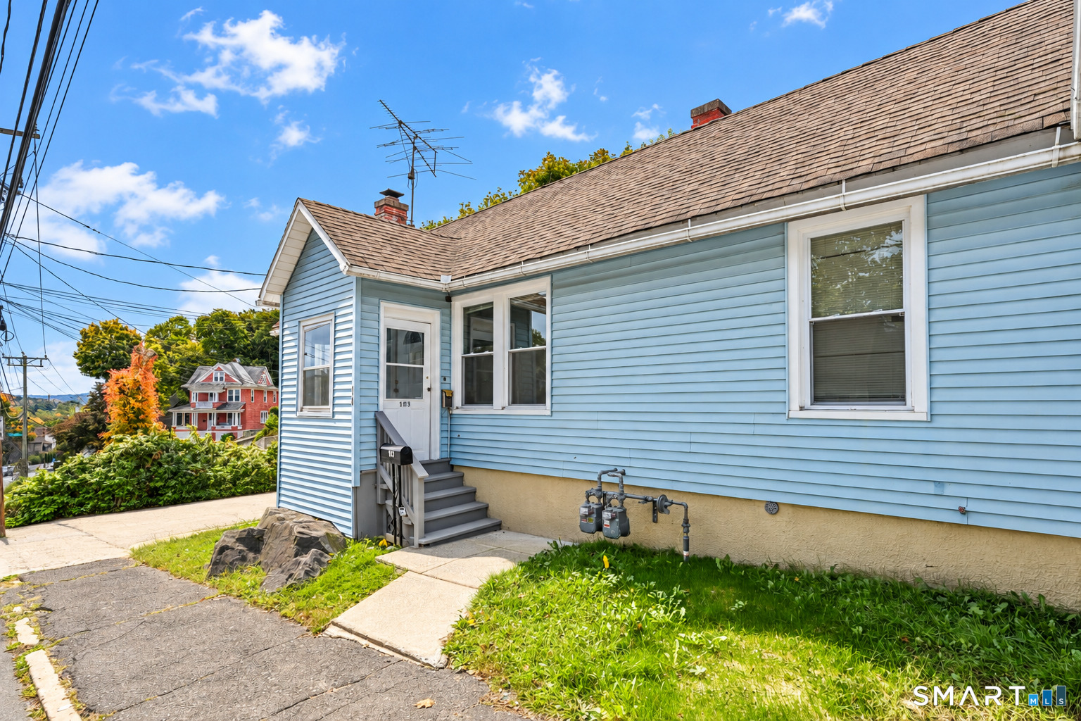 113 Bunker Hill Avenue, Waterbury, CT 06708