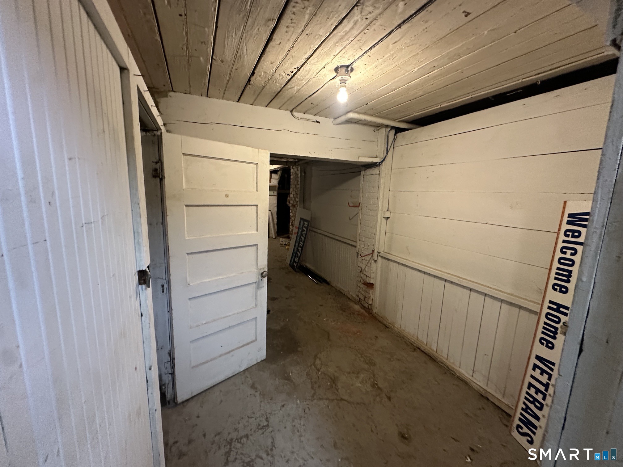 47 Crescent Street, Willimantic, Windham, CT 06226
