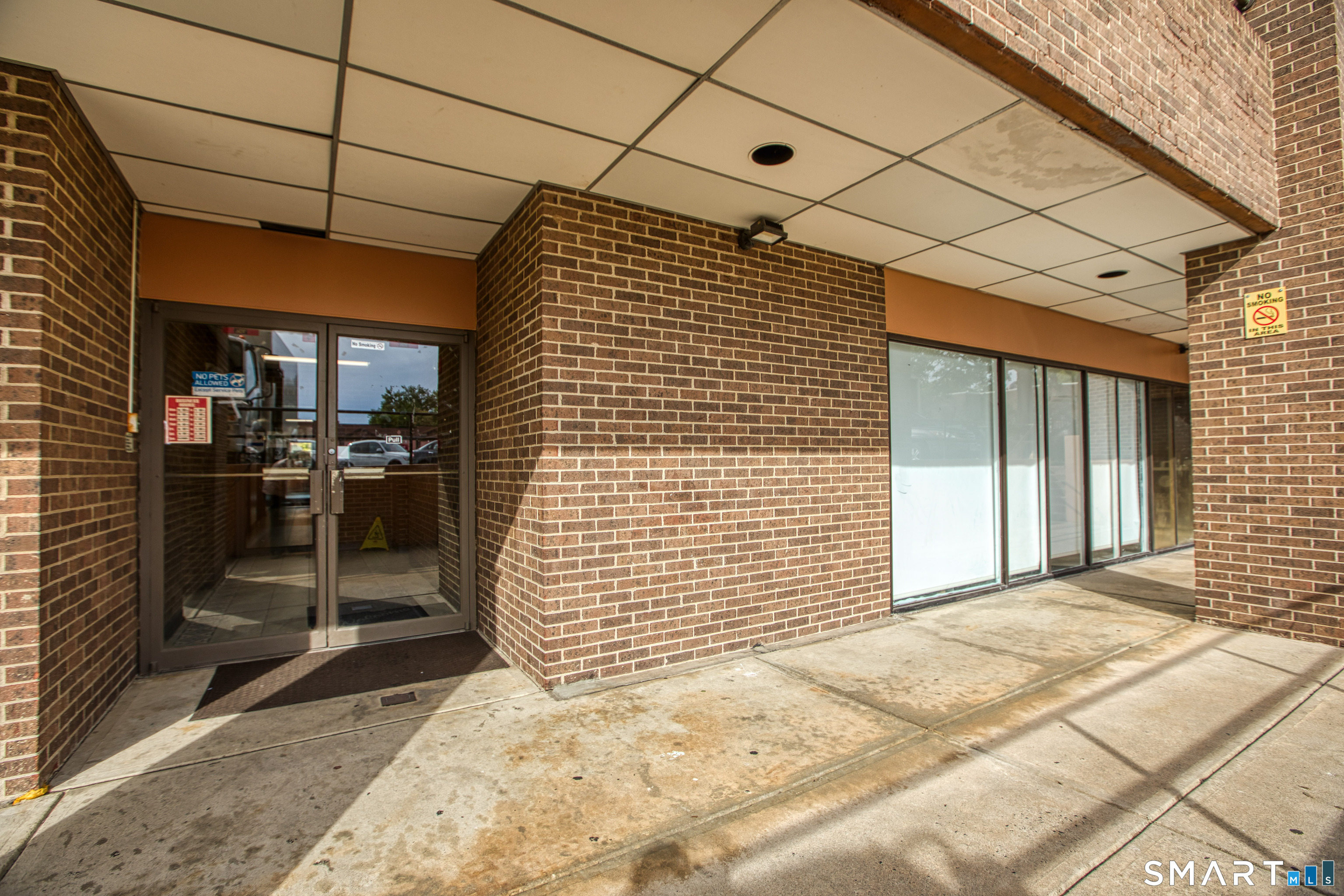1229 Albany Avenue, #404, Hartford, CT 06112