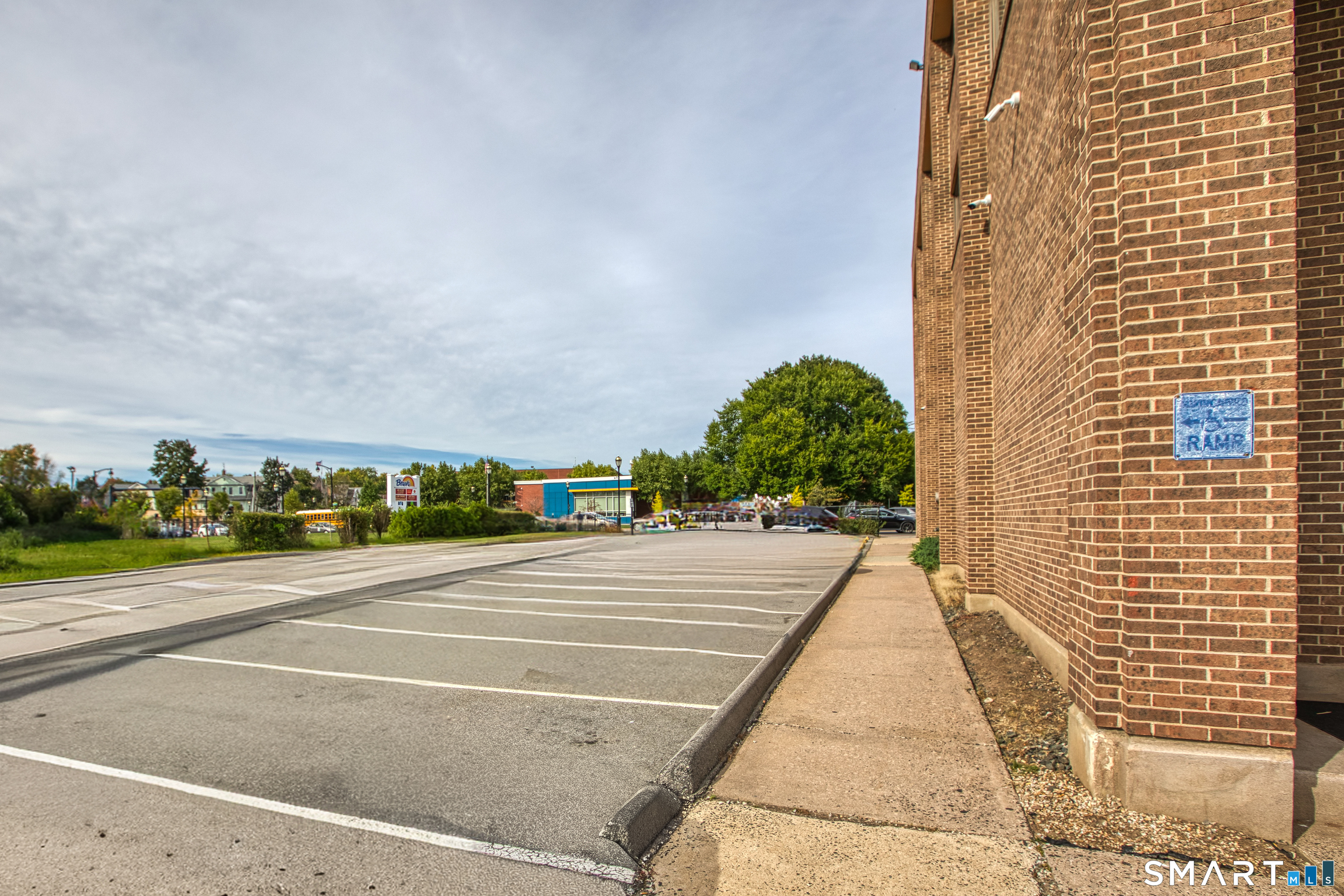 1229 Albany Avenue, #404, Hartford, CT 06112