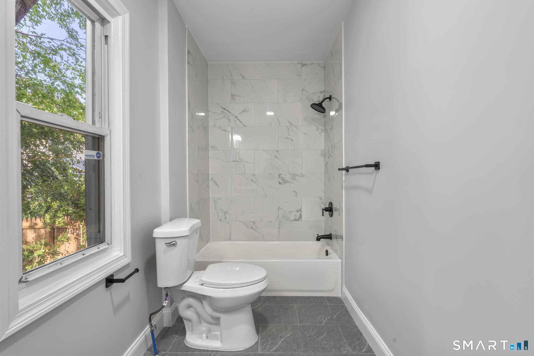 63 Harral Avenue photo 22