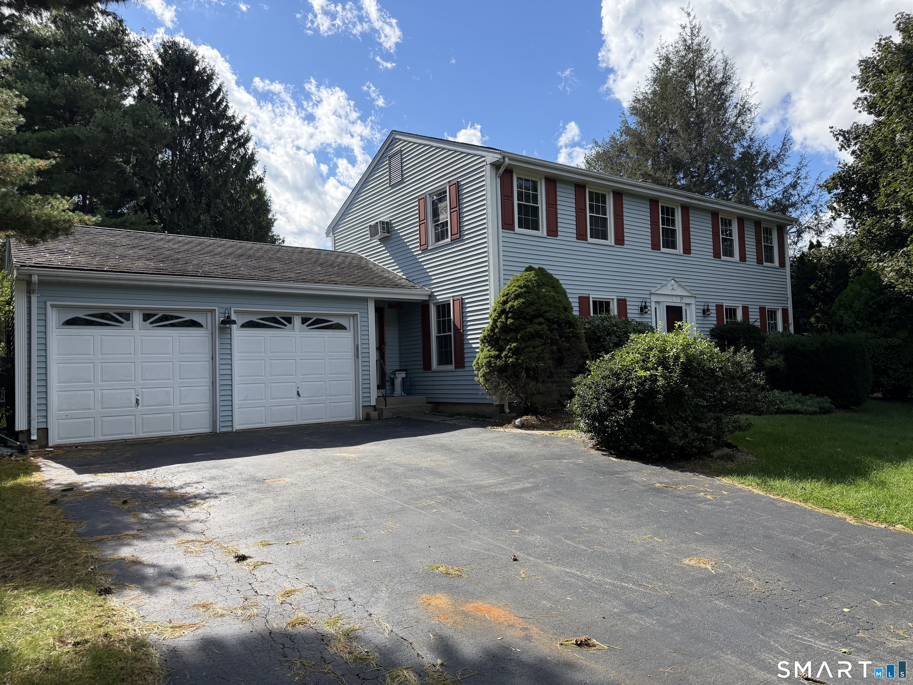 Photo 1 of Single family home for sale at 25 Margaret Dr, South Windsor, CT 06074 | MLS# 24204534 | Listing updated on 2026-10-07