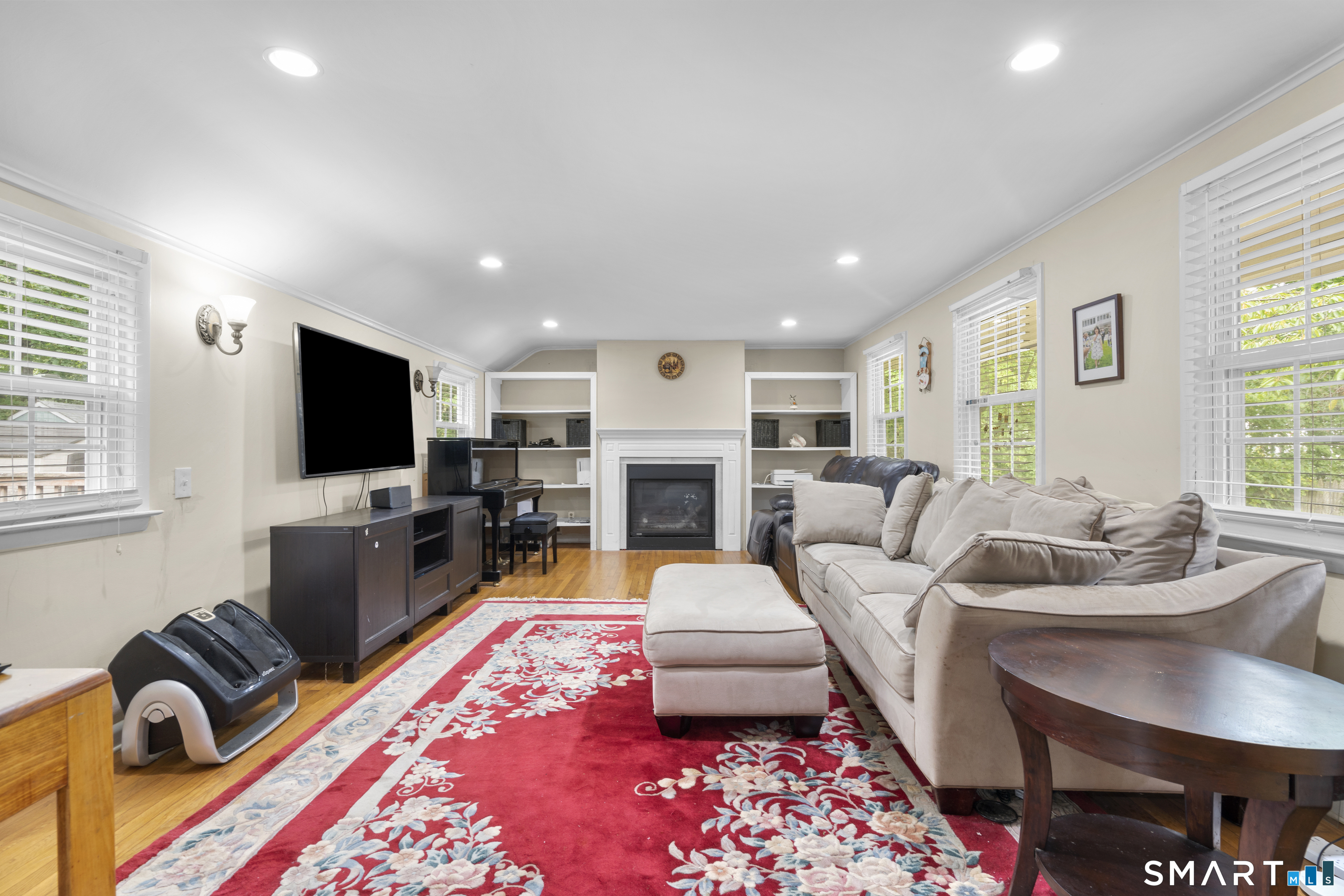 360 Westford Drive photo 10