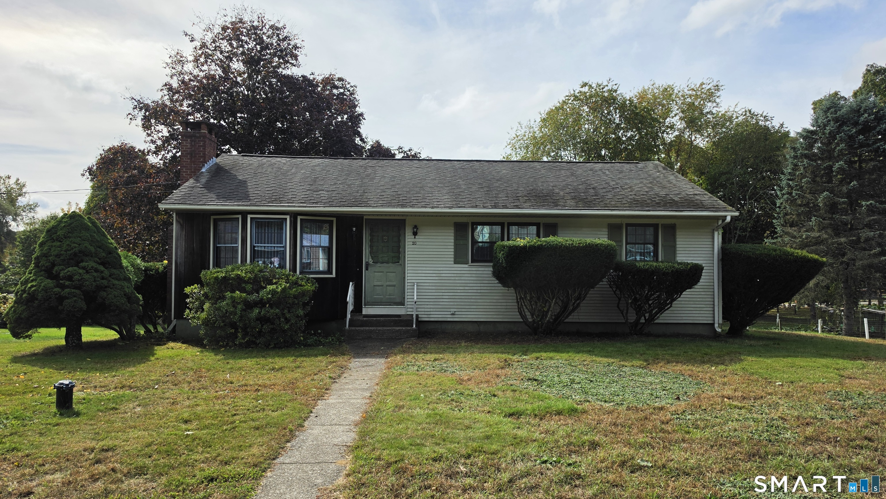 Photo 1 of Single family home for sale at 20 Meadow Ln, Uncasville, CT 06382 | MLS# 24211381 | Listing updated on 2026-10-06