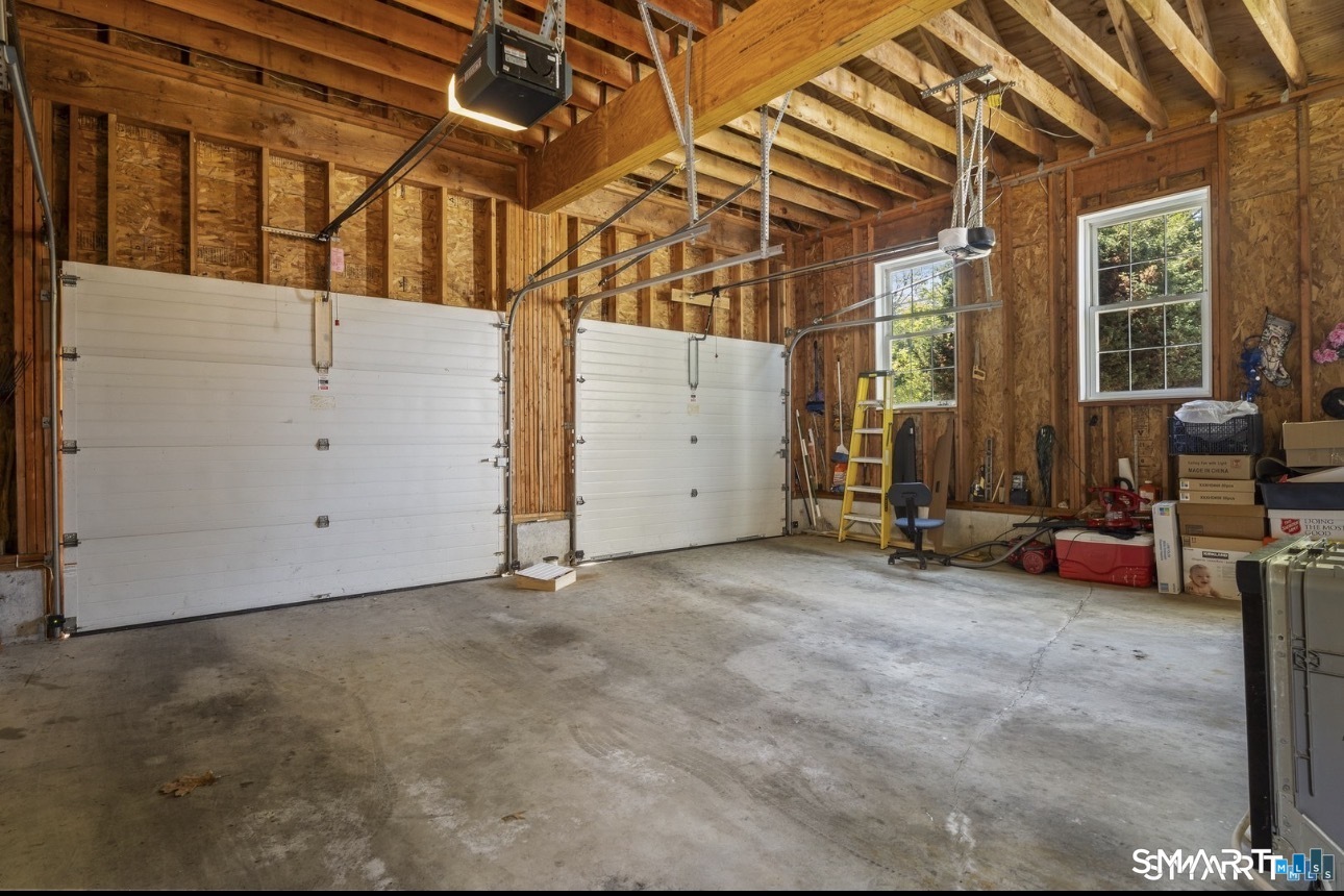 52 Middle Road, Poquetanuck, Preston, CT 06365