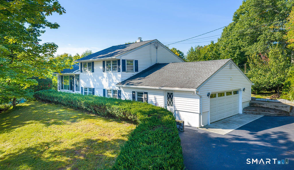 Photo 1 of Single family home for sale at 2 Batt Ln, East Haven, CT 06513 | MLS# 24207545 | Listing updated on 2026-10-06