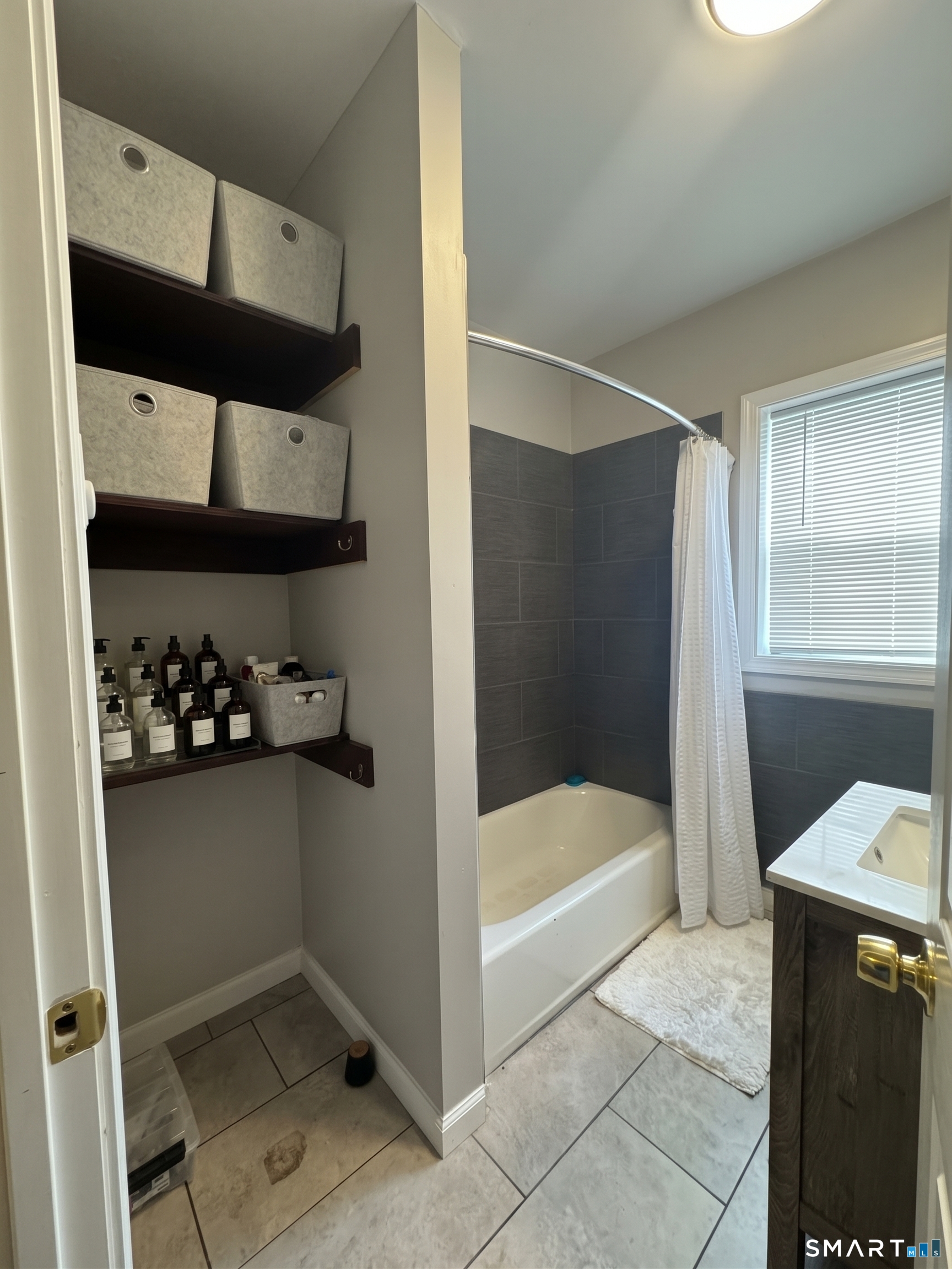 214 Wood Street, W.O.W, Waterbury, CT 06704